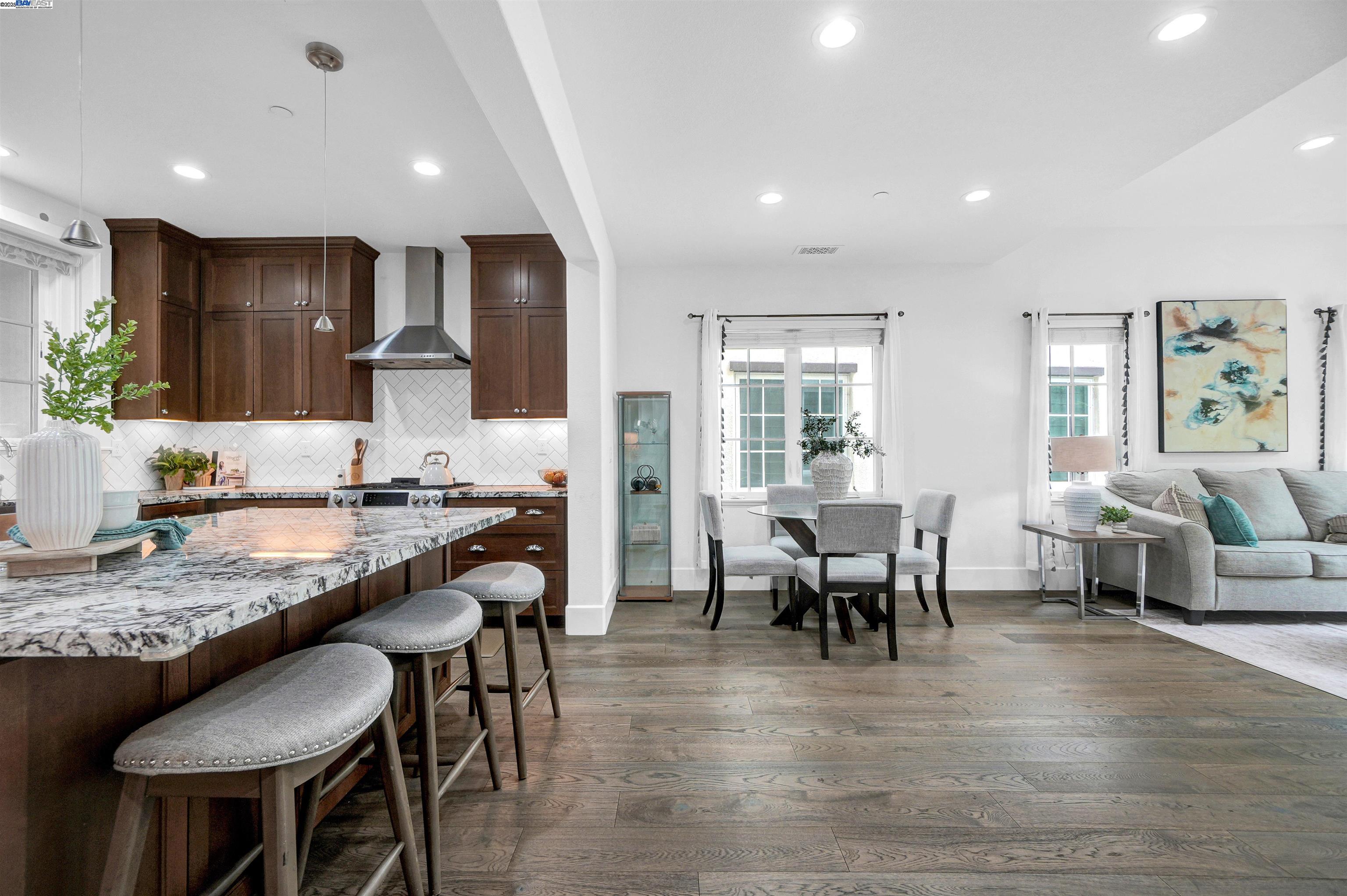 Detail Gallery Image 13 of 37 For 39567 Stevenson Place, Fremont,  CA 94539 - 4 Beds | 3/1 Baths