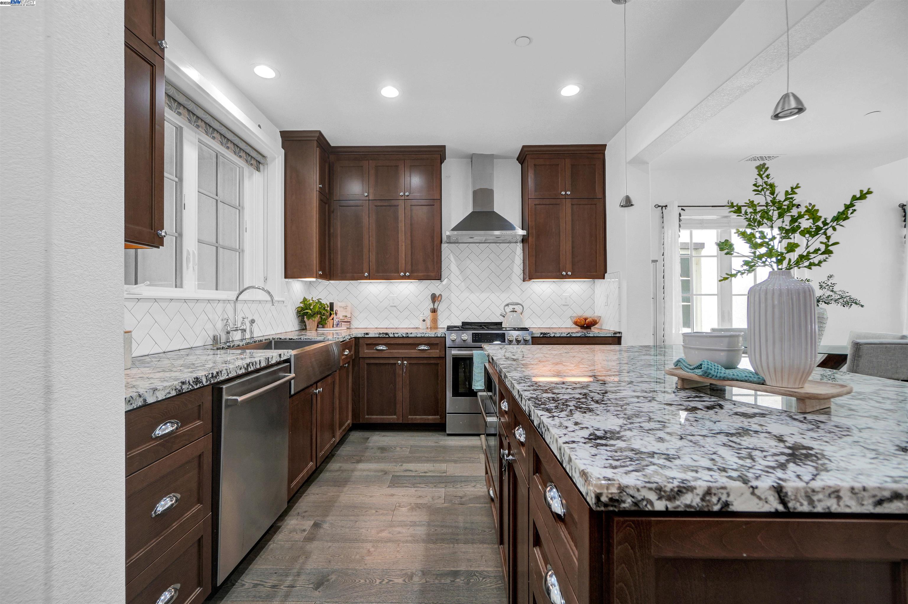 Detail Gallery Image 15 of 37 For 39567 Stevenson Place, Fremont,  CA 94539 - 4 Beds | 3/1 Baths