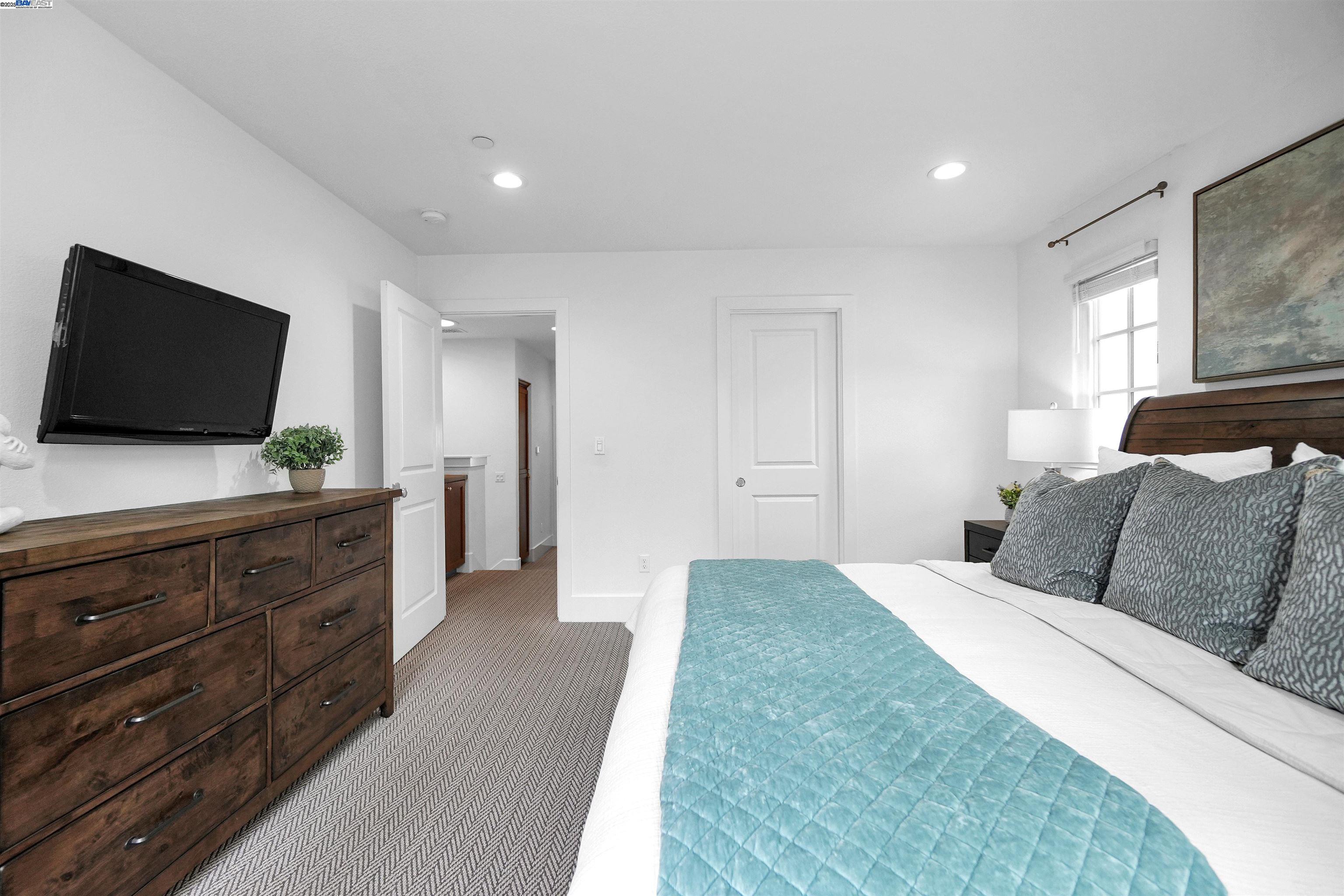 Detail Gallery Image 27 of 37 For 39567 Stevenson Place, Fremont,  CA 94539 - 4 Beds | 3/1 Baths