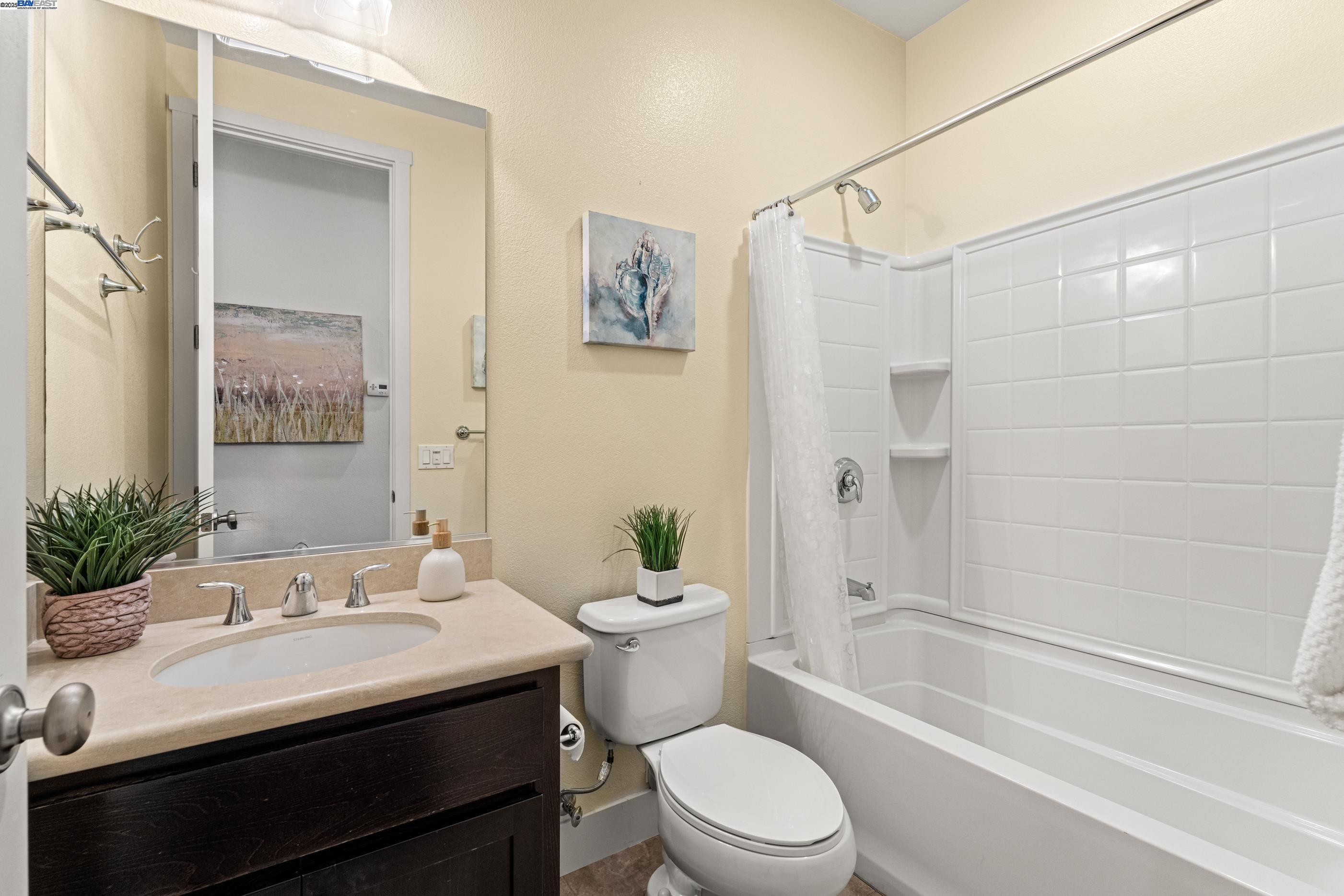 Detail Gallery Image 26 of 44 For 35607 Embassy Common, Fremont,  CA 94536 - 4 Beds | 3 Baths