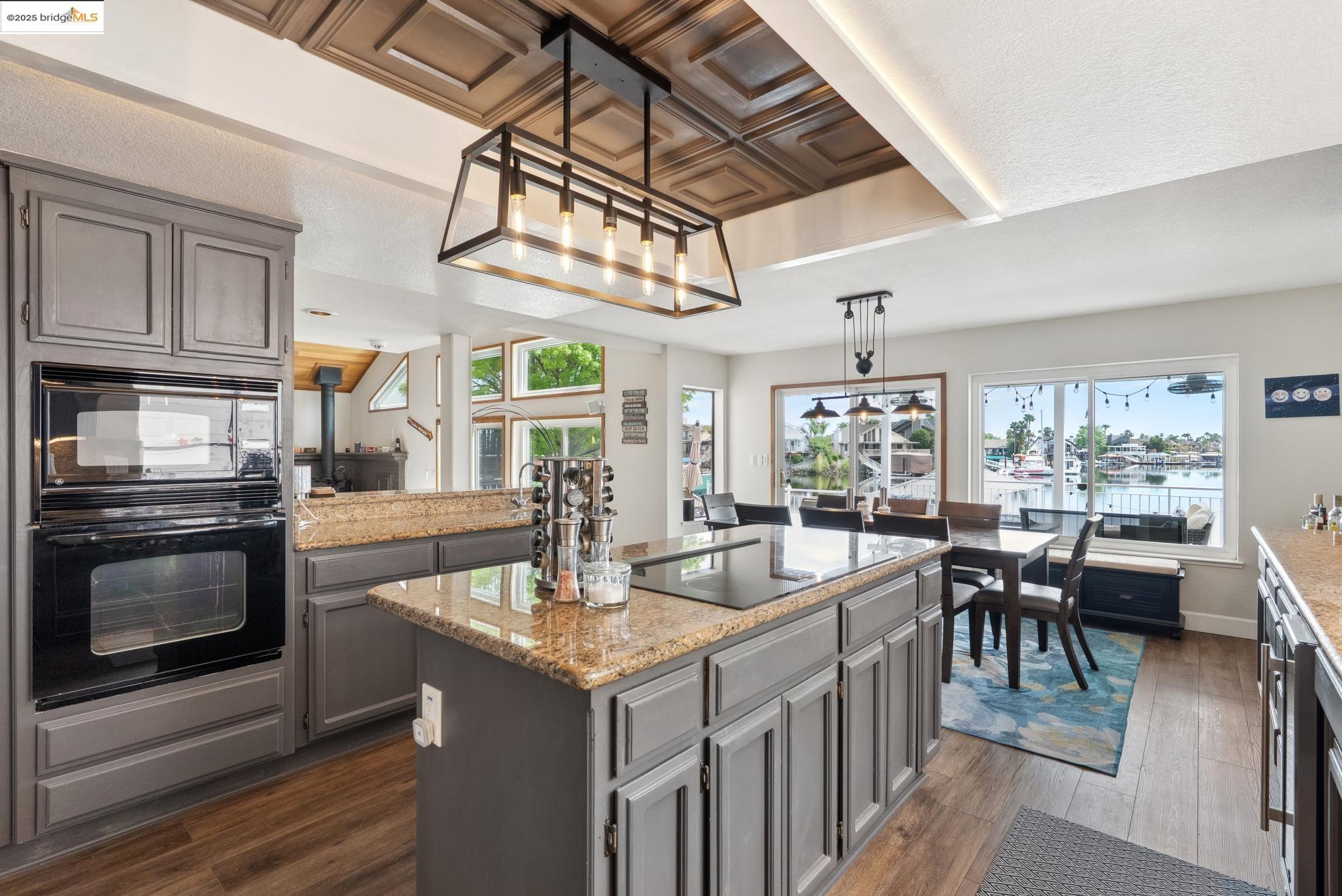 Detail Gallery Image 19 of 58 For 2035 Cypress Pt, Discovery Bay,  CA 94505 - 4 Beds | 2/1 Baths