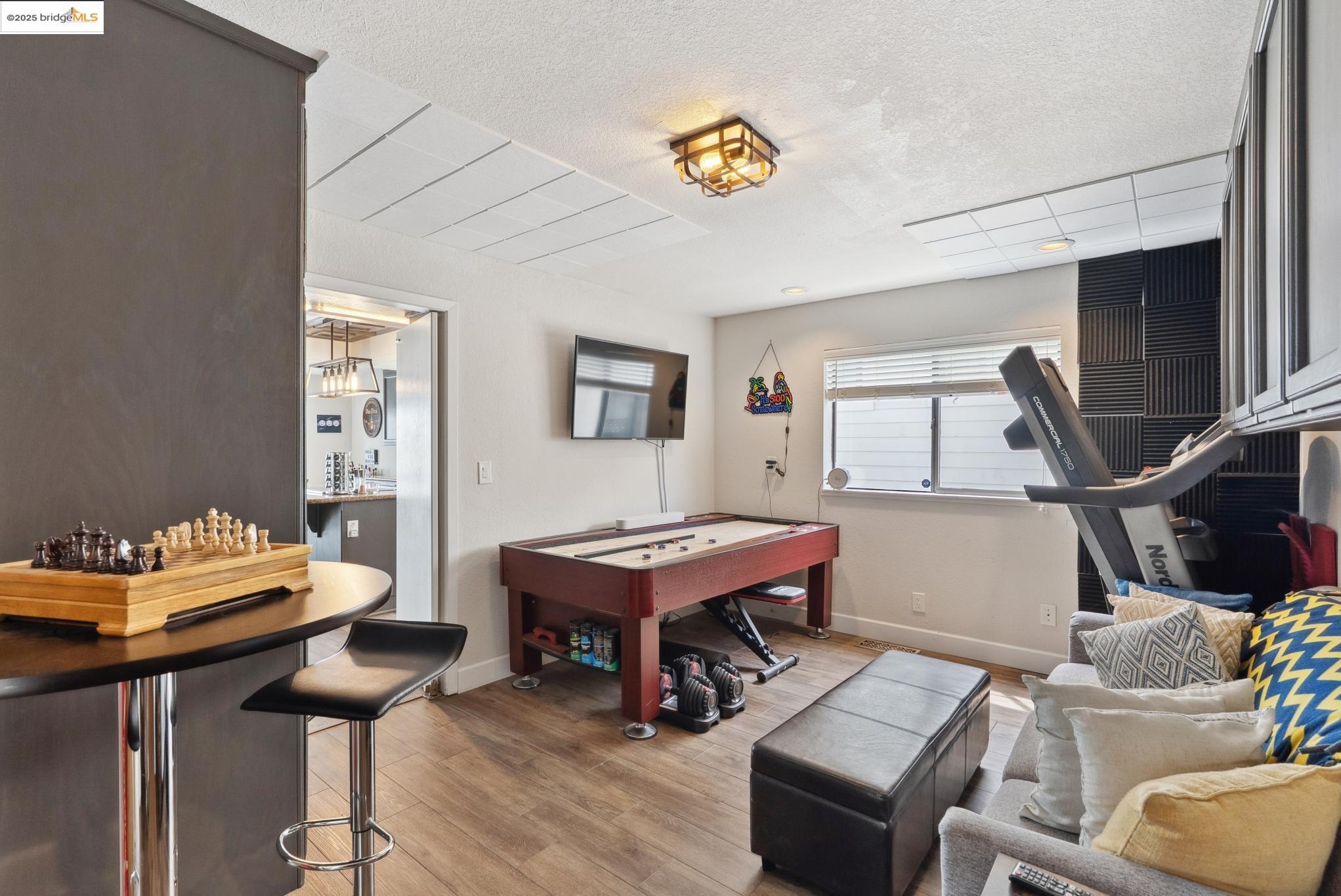 Detail Gallery Image 41 of 58 For 2035 Cypress Pt, Discovery Bay,  CA 94505 - 4 Beds | 2/1 Baths