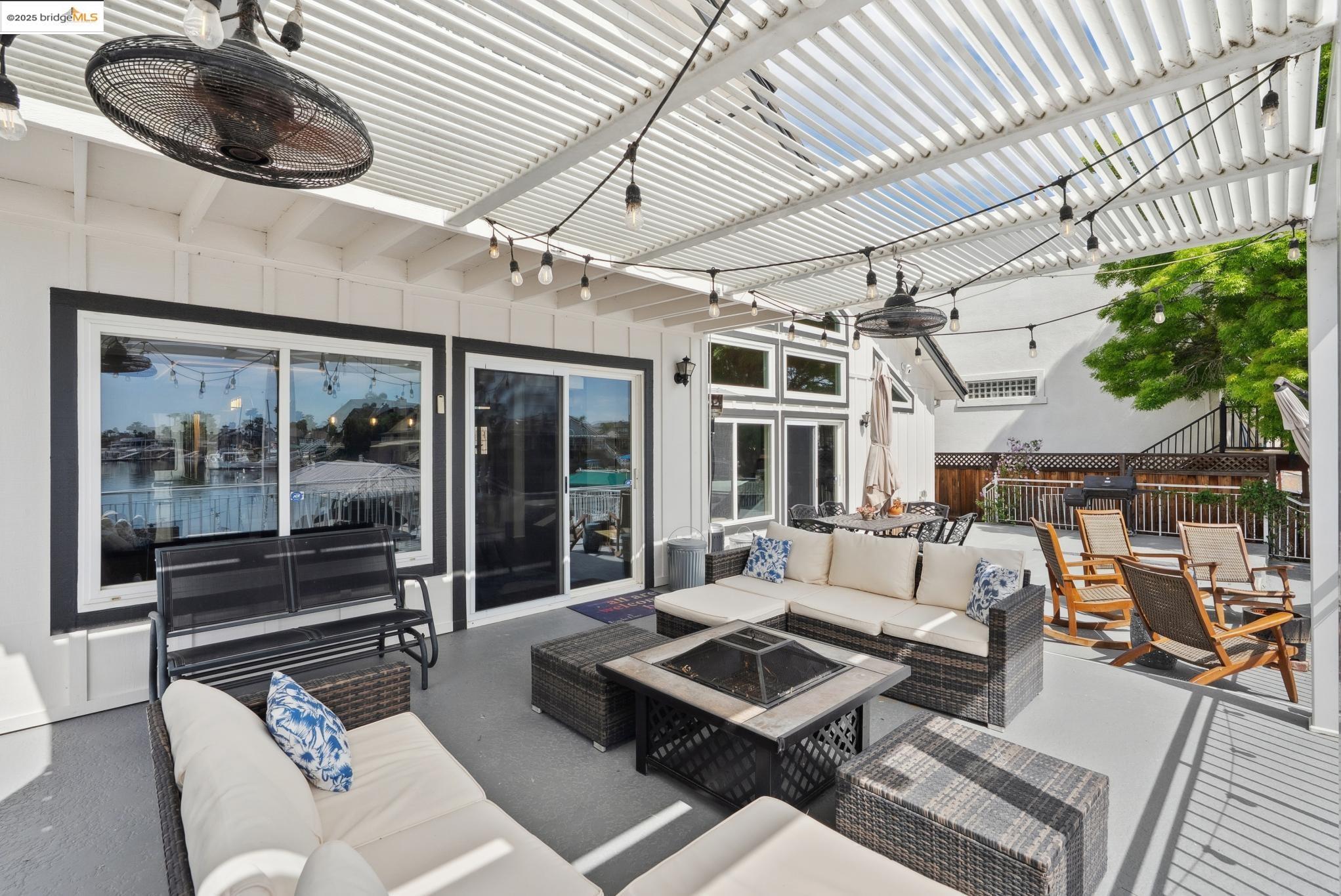 Detail Gallery Image 46 of 58 For 2035 Cypress Pt, Discovery Bay,  CA 94505 - 4 Beds | 2/1 Baths