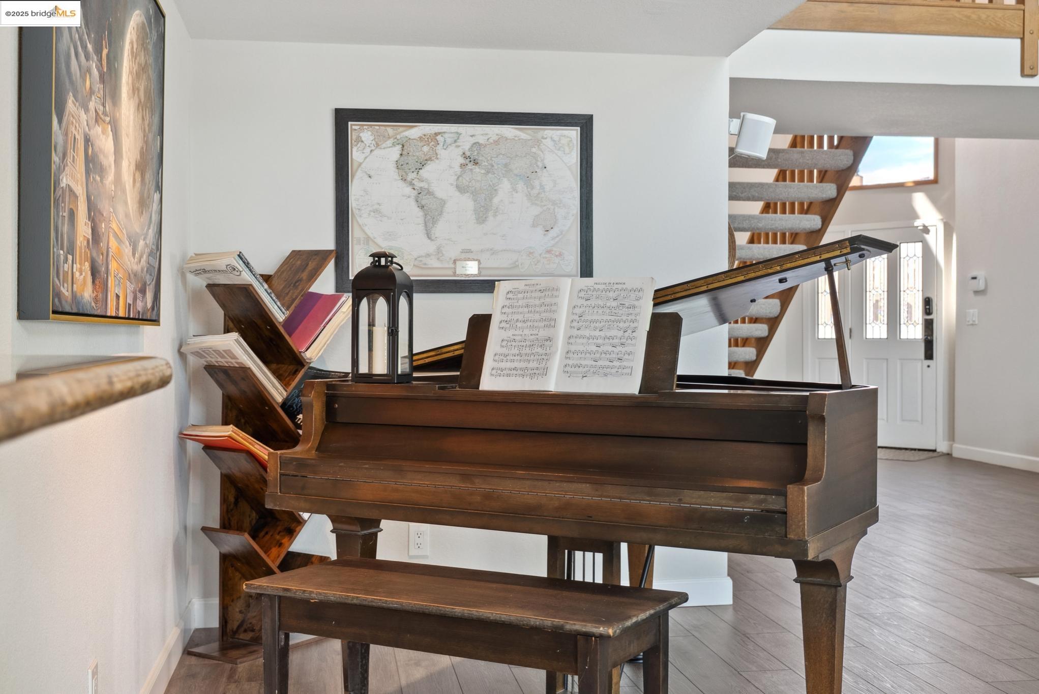Detail Gallery Image 7 of 58 For 2035 Cypress Pt, Discovery Bay,  CA 94505 - 4 Beds | 2/1 Baths