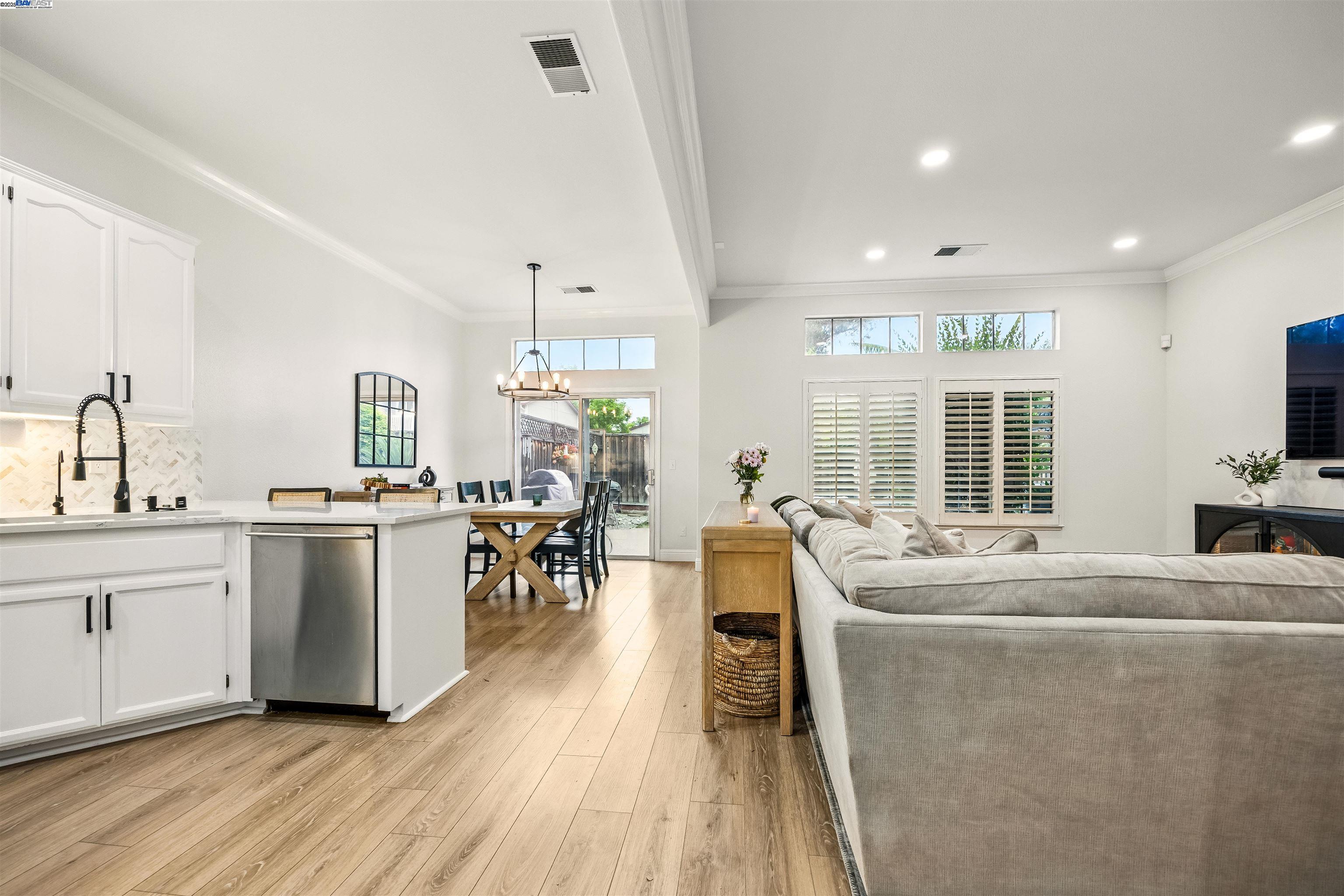 Photo #10: 41094807 Listing: Photo #10