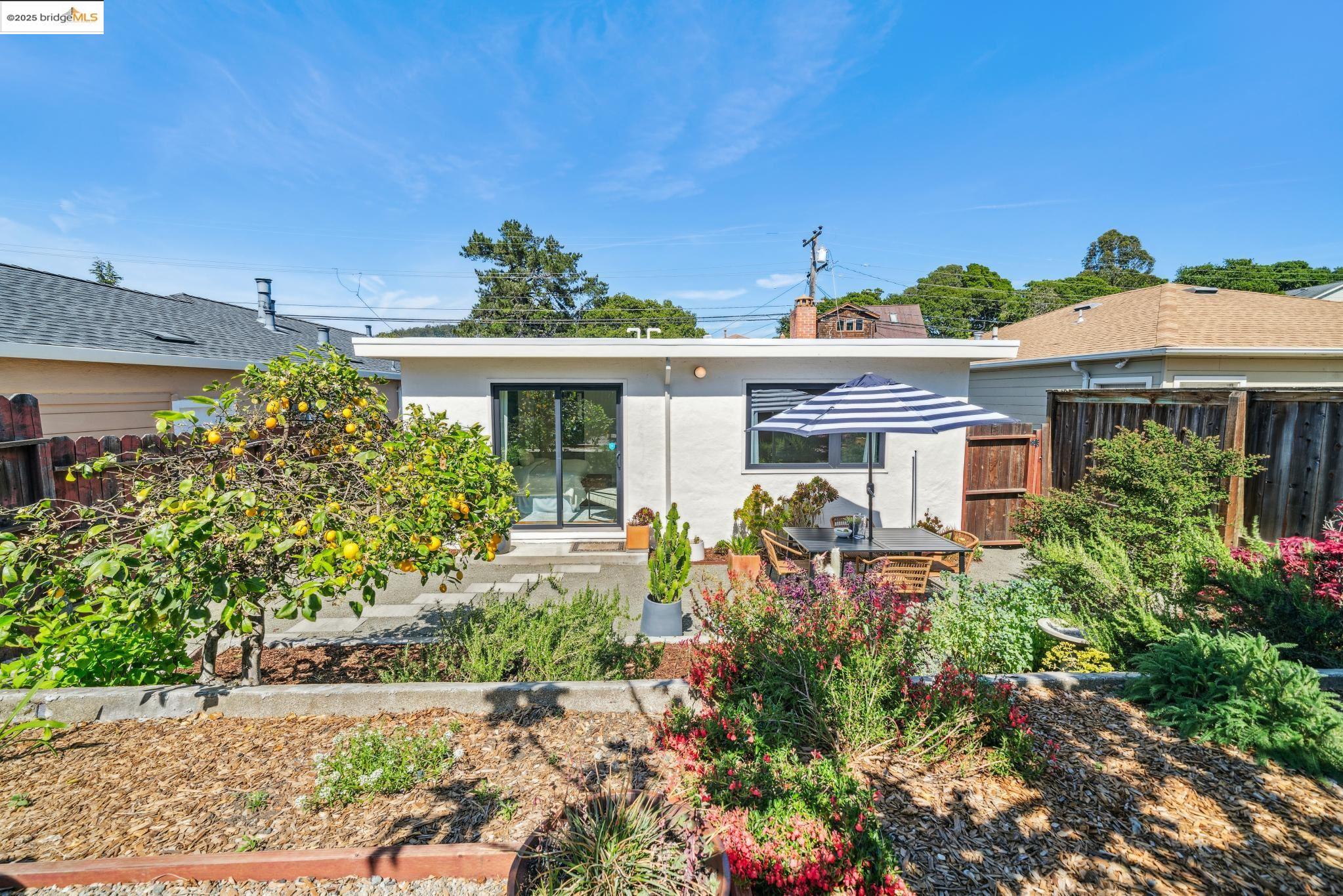 Detail Gallery Image 39 of 40 For 6212 Bernhard, Richmond,  CA 94805 - 2 Beds | 2 Baths
