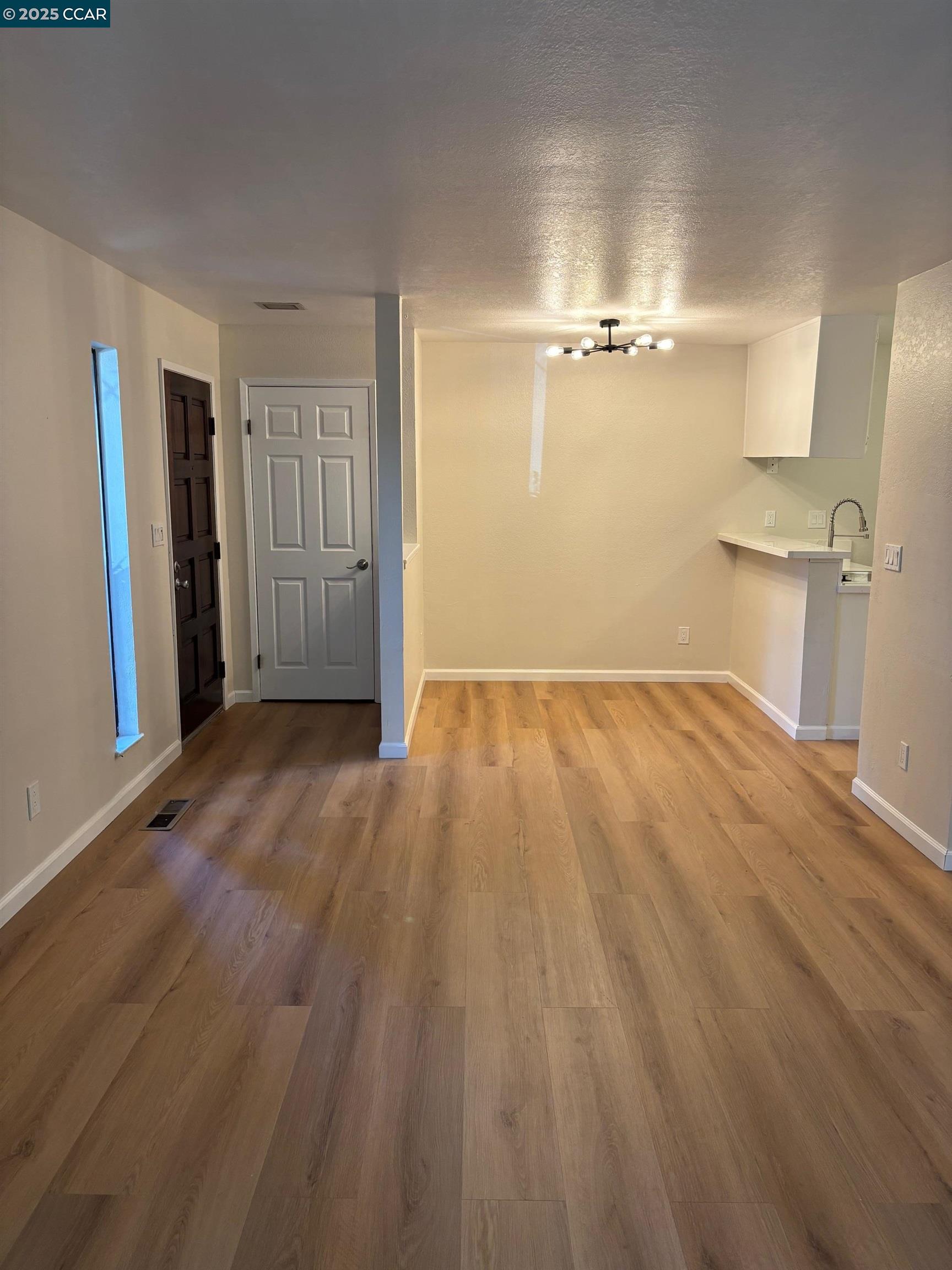 Detail Gallery Image 3 of 11 For 1544 Bailey Rd #33,  Concord,  CA 94521 - 2 Beds | 2 Baths