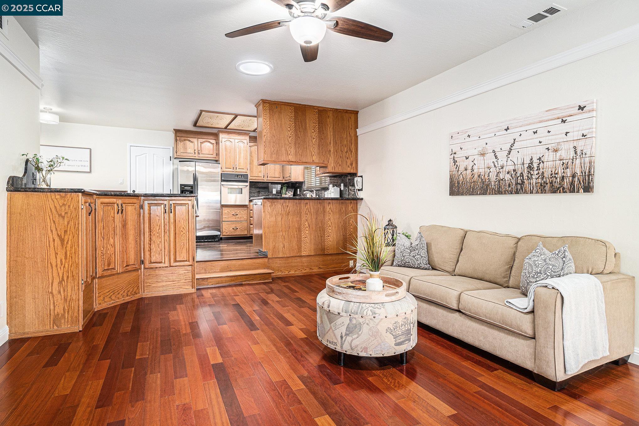 Detail Gallery Image 11 of 25 For 1543 Heartwood Dr, Concord,  CA 94521 - 3 Beds | 2 Baths