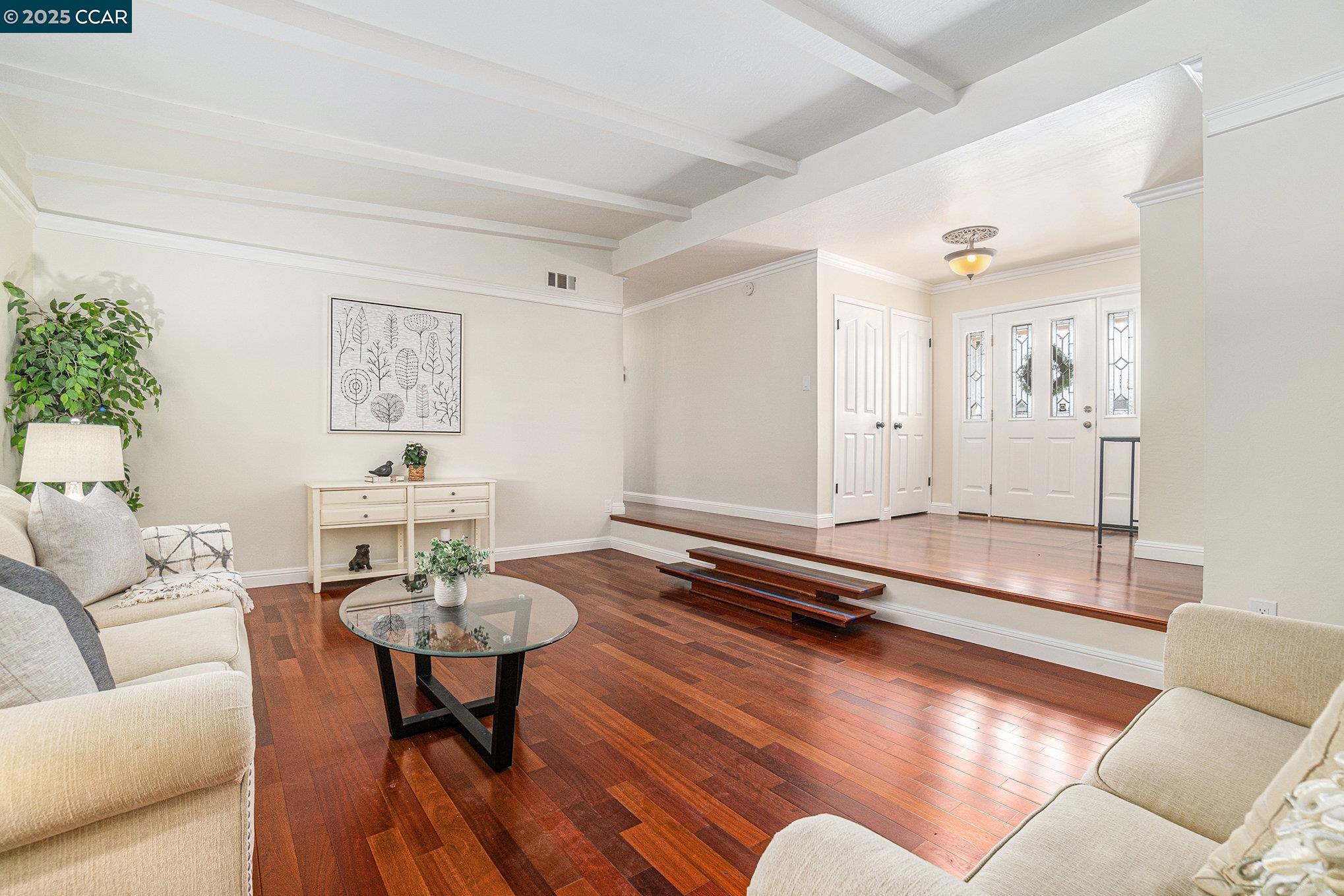 Detail Gallery Image 4 of 25 For 1543 Heartwood Dr, Concord,  CA 94521 - 3 Beds | 2 Baths