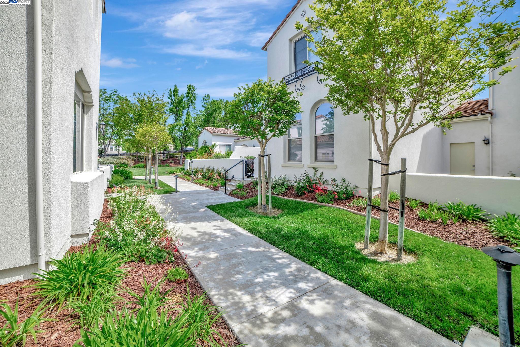 Photo #3: 41094819 Listing 