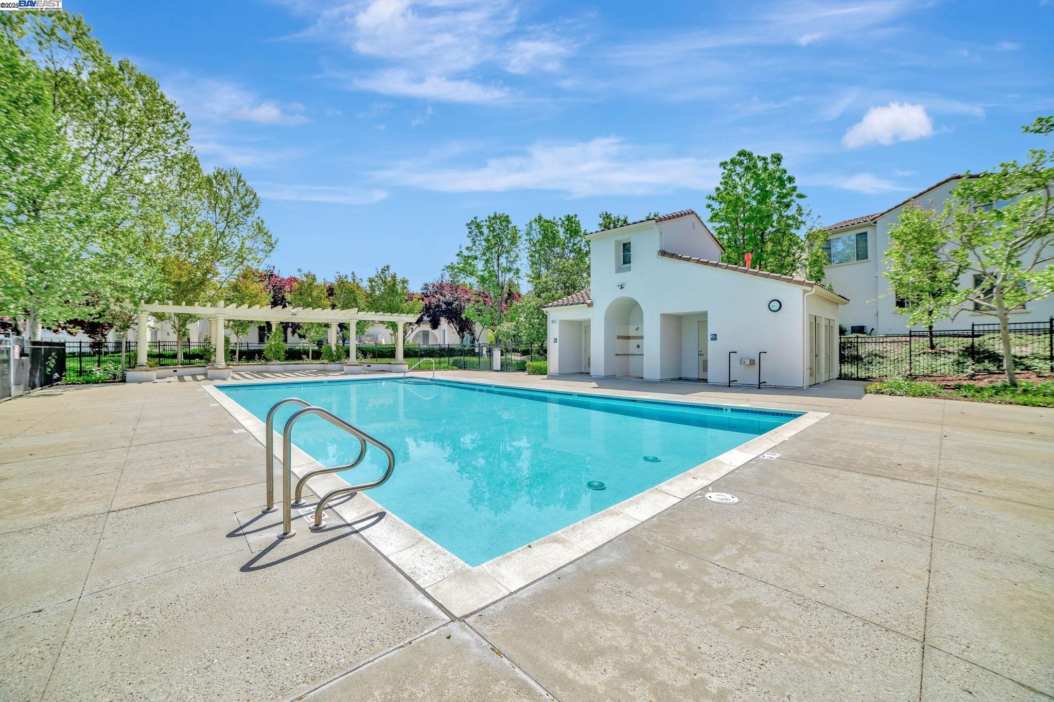 Photo #33: 41094819 Listing: Photo #33