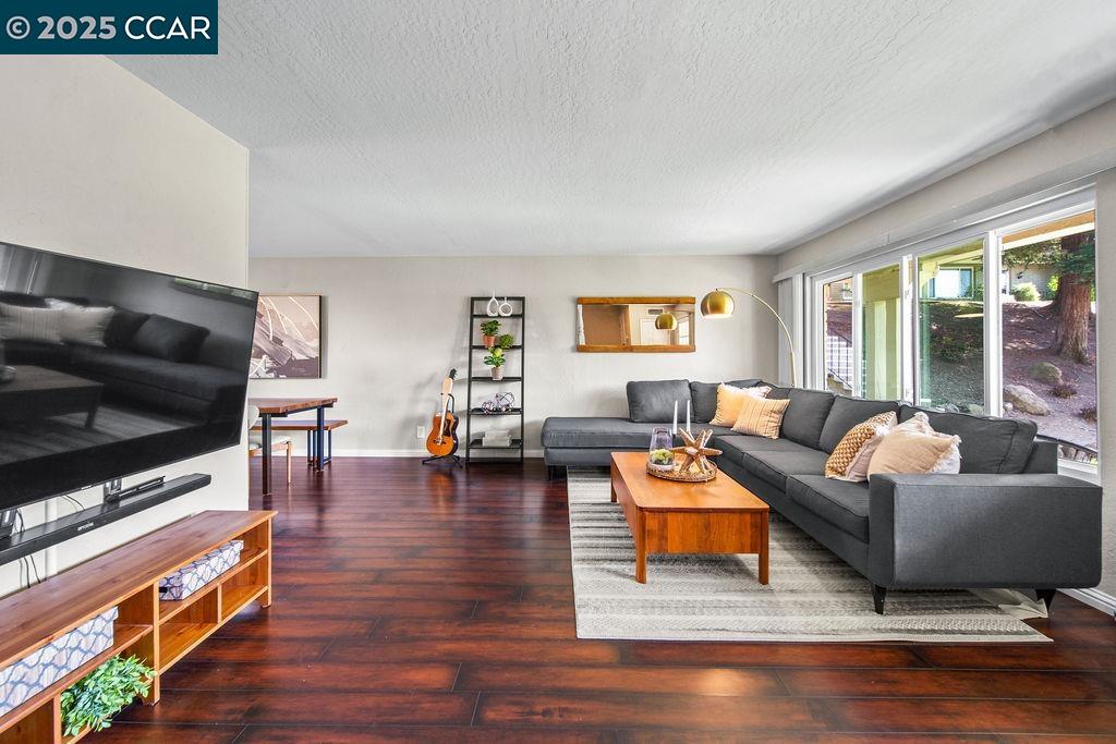 Photo #3: 41094820 Listing 