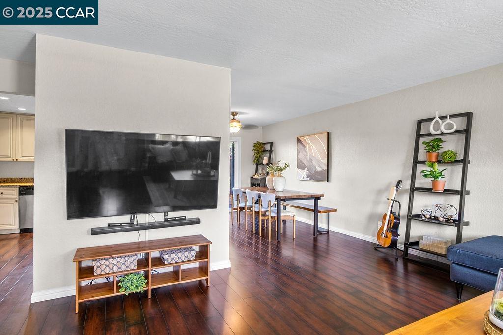 Photo #4: 41094820 Listing 