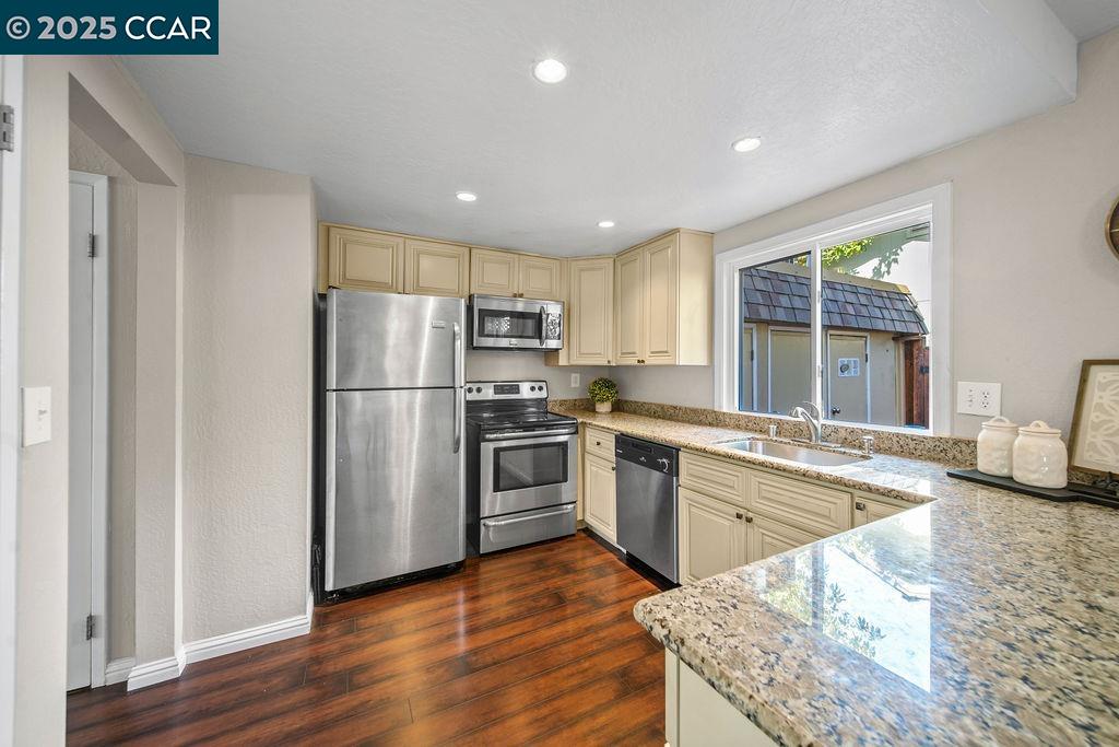 Photo #10: 41094820 Listing: Photo #10