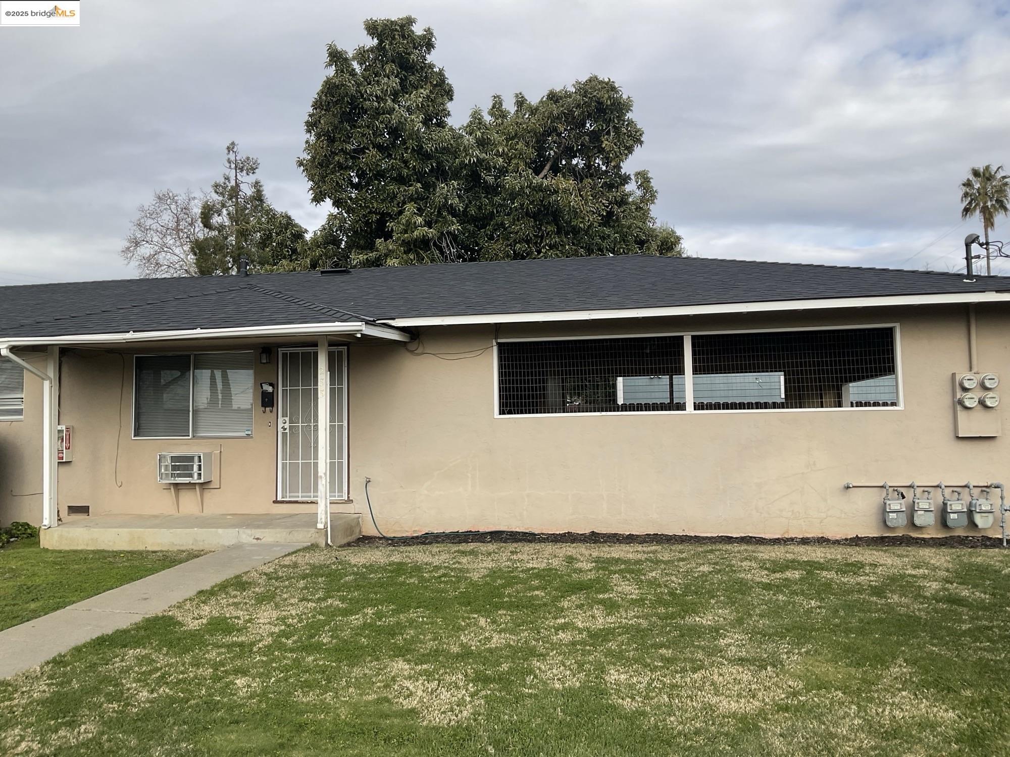 Detail Gallery Image 1 of 1 For 233 Birch Street, Brentwood,  CA 94513 - 2 Beds | 1 Baths