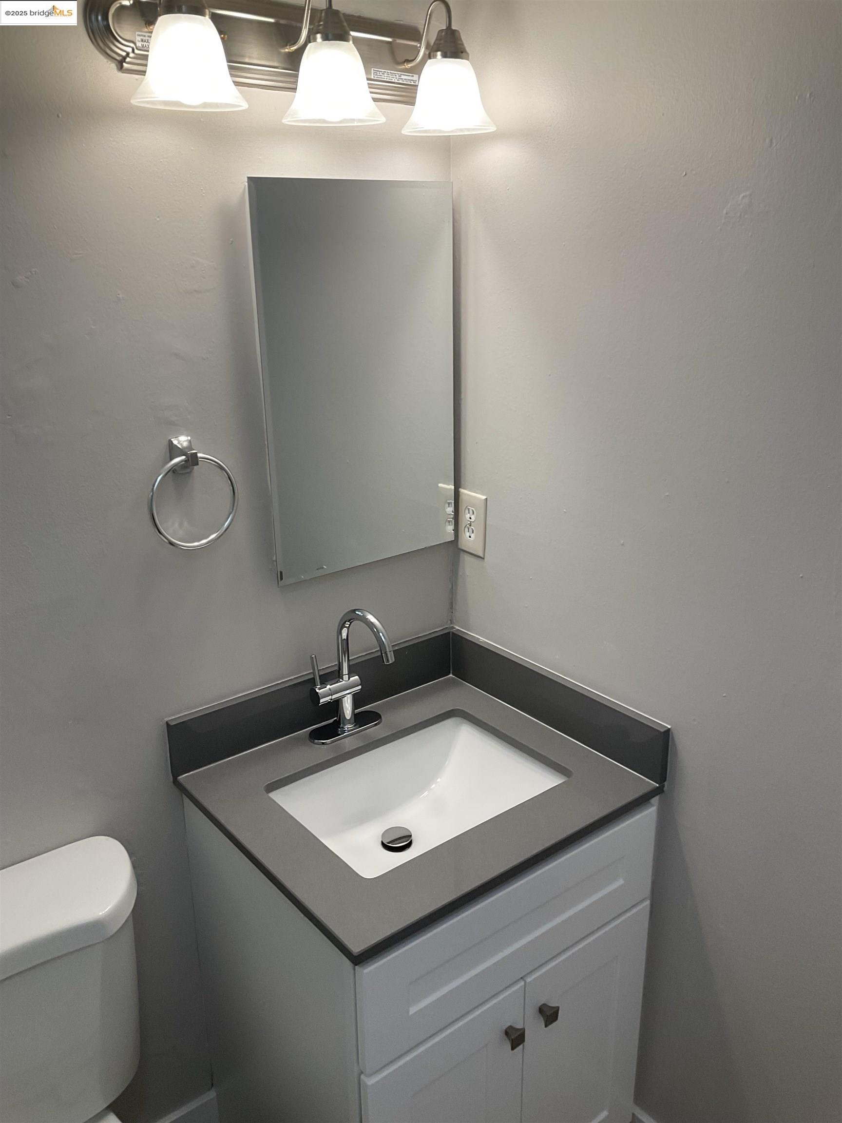 Detail Gallery Image 5 of 6 For 233 Birch Street, Brentwood,  CA 94513 - 2 Beds | 1 Baths