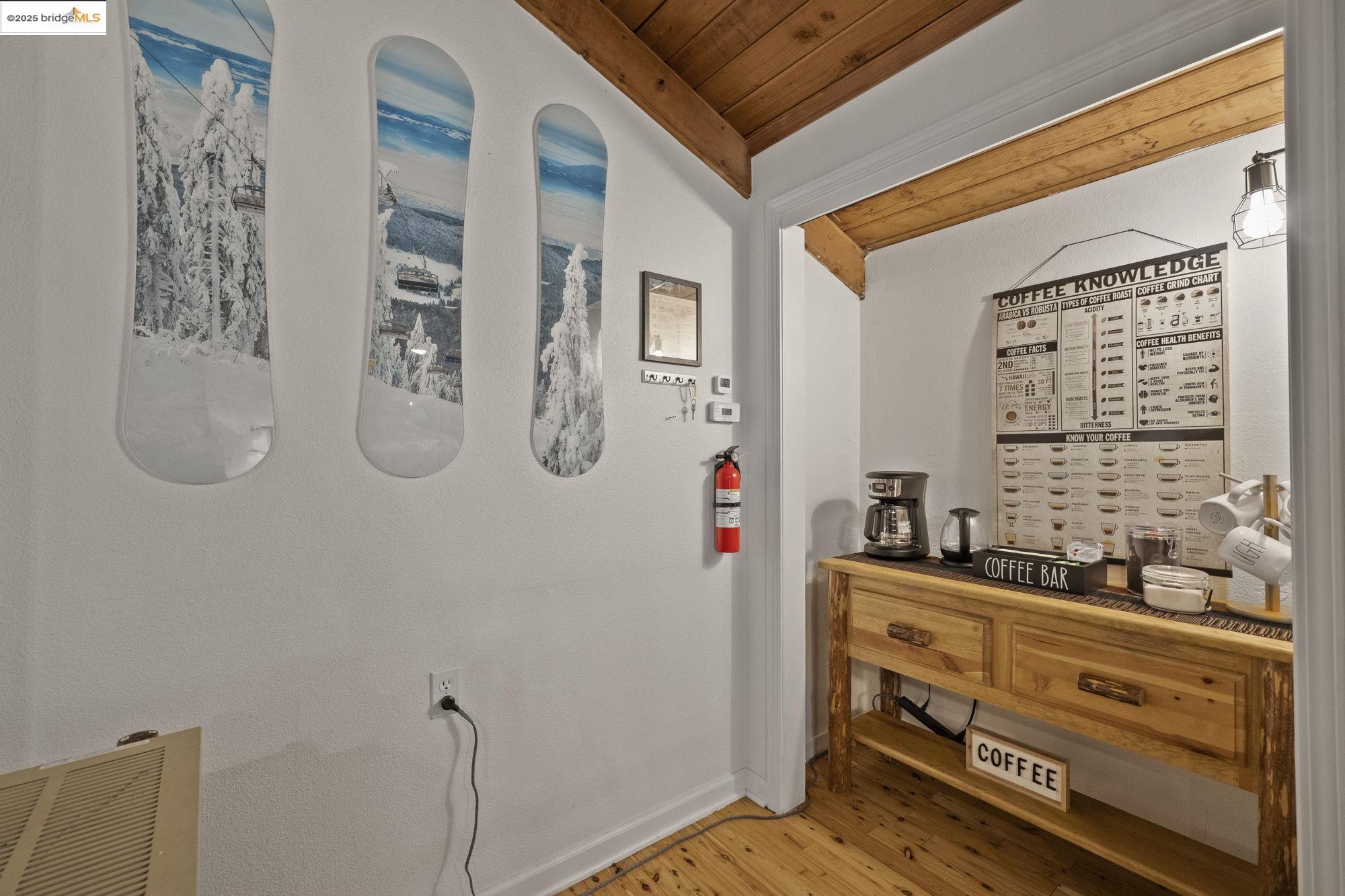 Detail Gallery Image 27 of 34 For 28911 Snowwhite Ridge Dr, Pinecrest,  CA 95335 - 3 Beds | 2 Baths