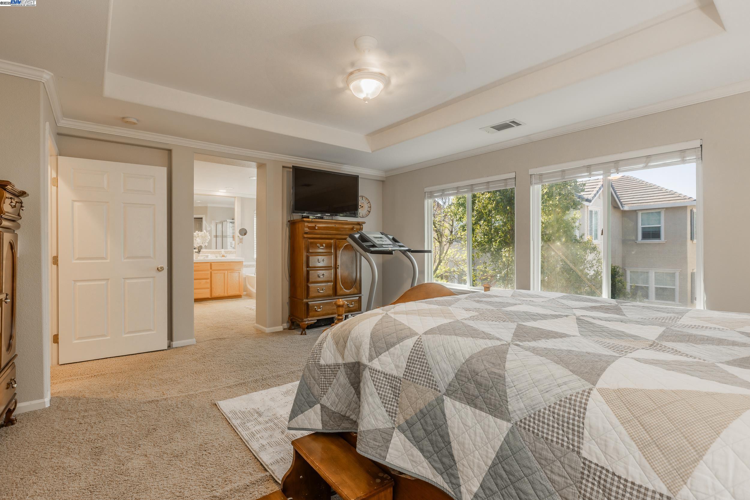 Detail Gallery Image 18 of 39 For 2228 Golden Leaf Ln, Tracy,  CA 95377 - 5 Beds | 3 Baths
