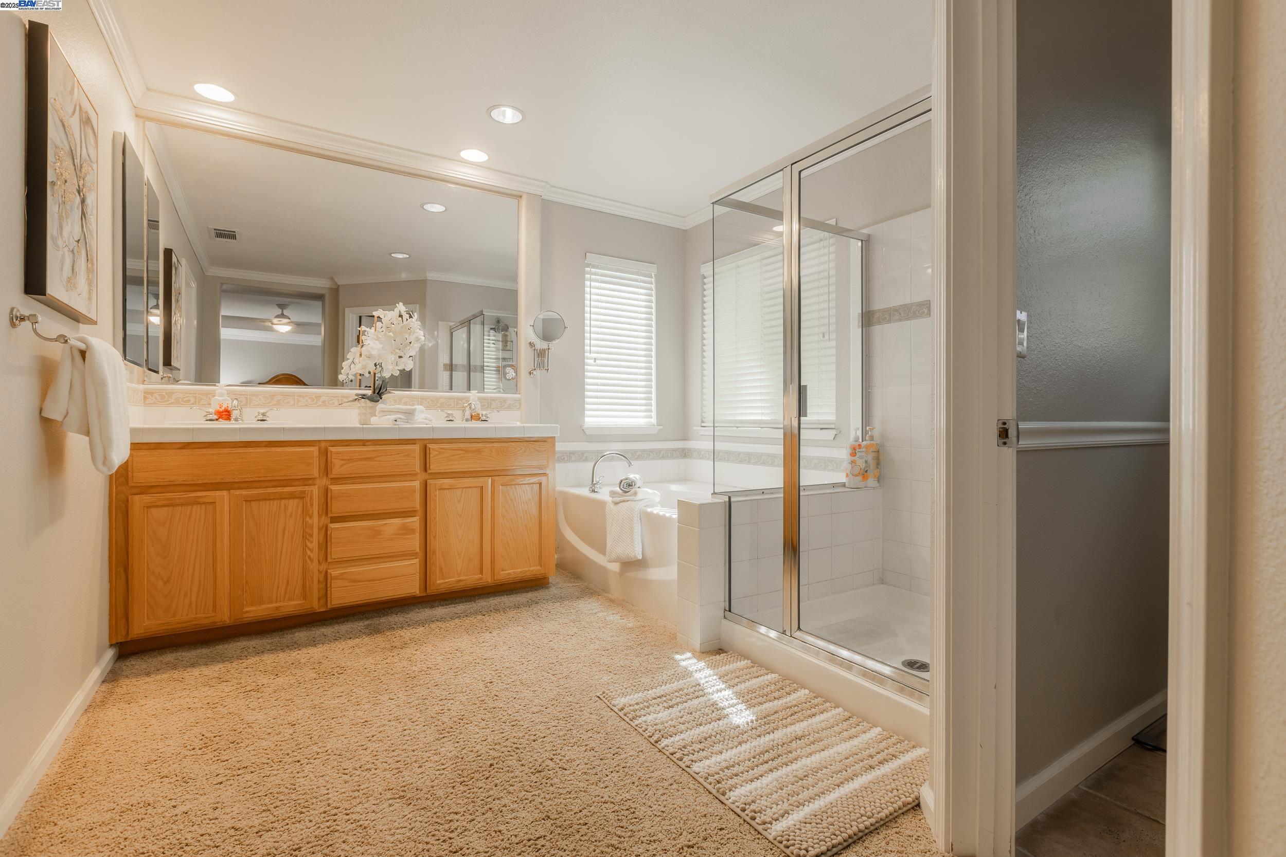 Detail Gallery Image 19 of 39 For 2228 Golden Leaf Ln, Tracy,  CA 95377 - 5 Beds | 3 Baths