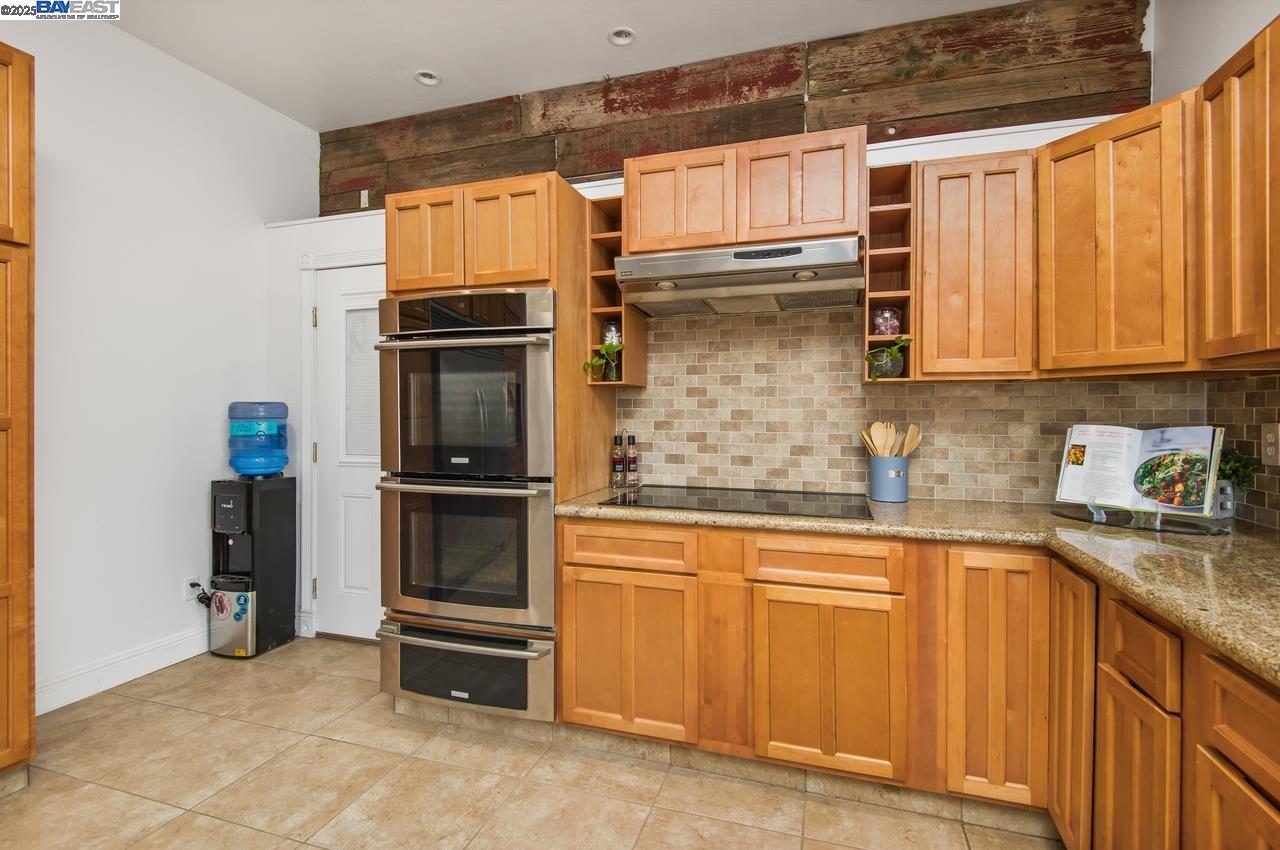 Detail Gallery Image 17 of 60 For 12141 Tesla Rd, Livermore,  CA 94550 - 6 Beds | 4 Baths