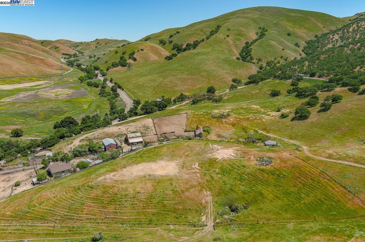 Detail Gallery Image 38 of 60 For 12141 Tesla Rd, Livermore,  CA 94550 - 6 Beds | 4 Baths
