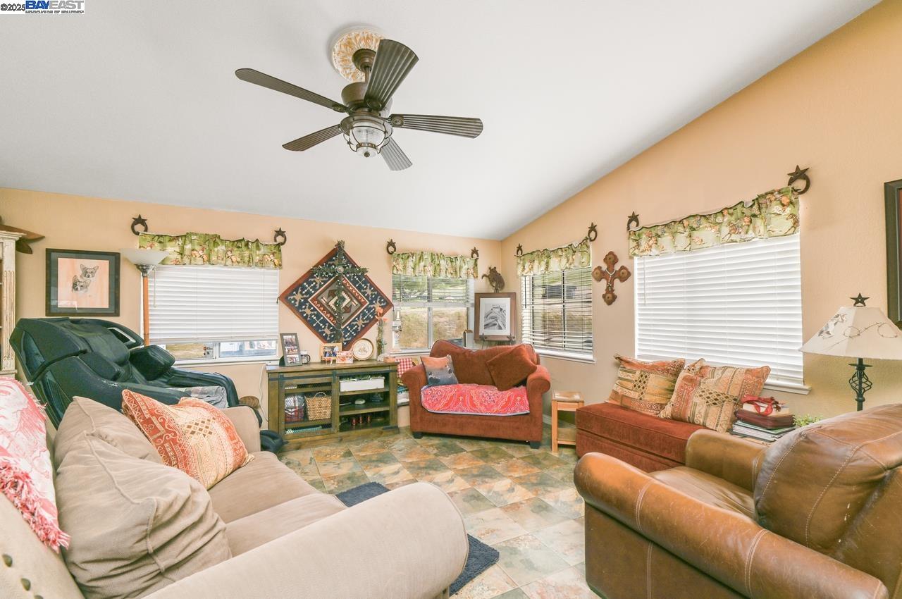 Detail Gallery Image 43 of 60 For 12141 Tesla Rd, Livermore,  CA 94550 - 6 Beds | 4 Baths