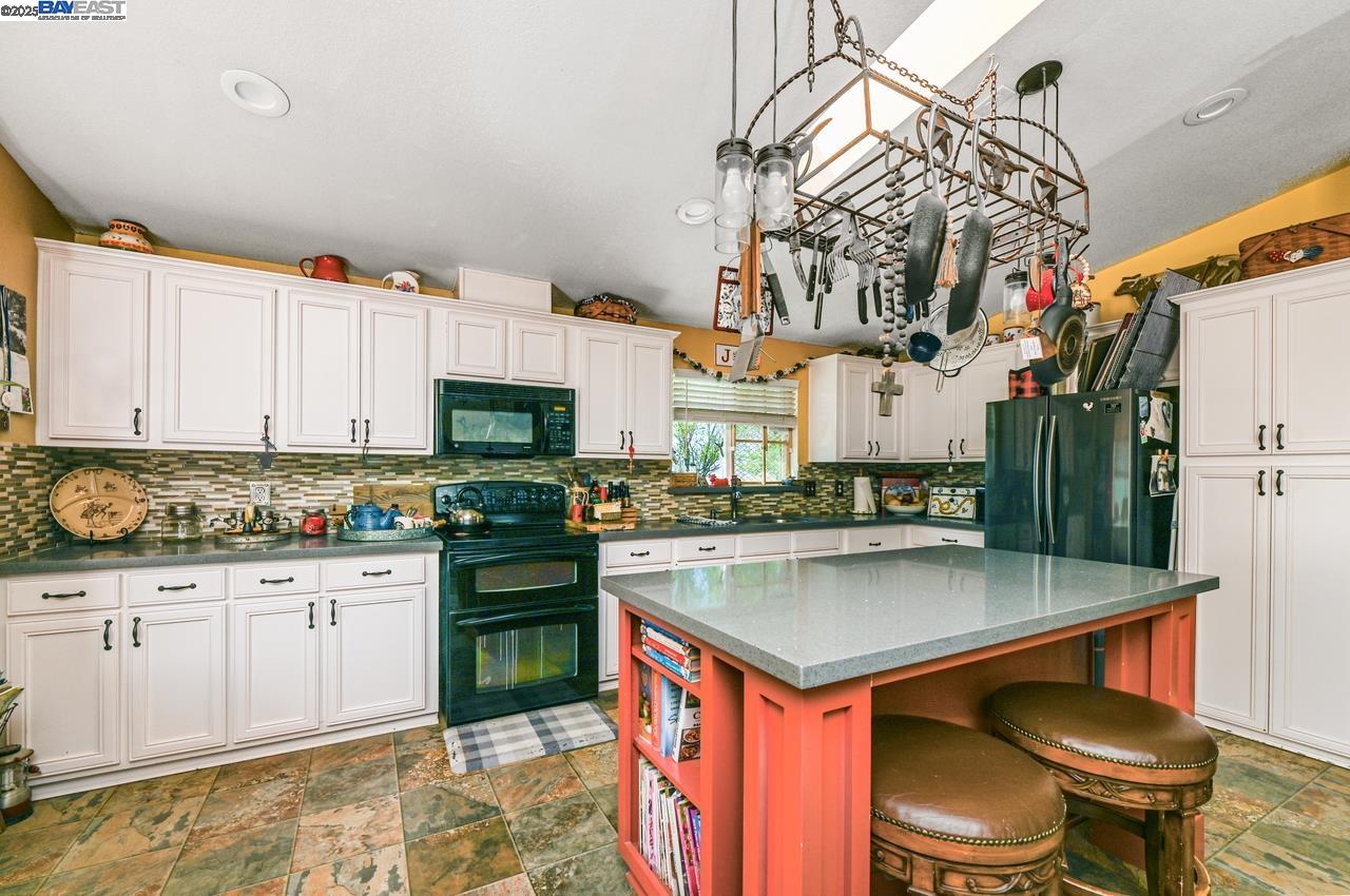 Detail Gallery Image 45 of 60 For 12141 Tesla Rd, Livermore,  CA 94550 - 6 Beds | 4 Baths