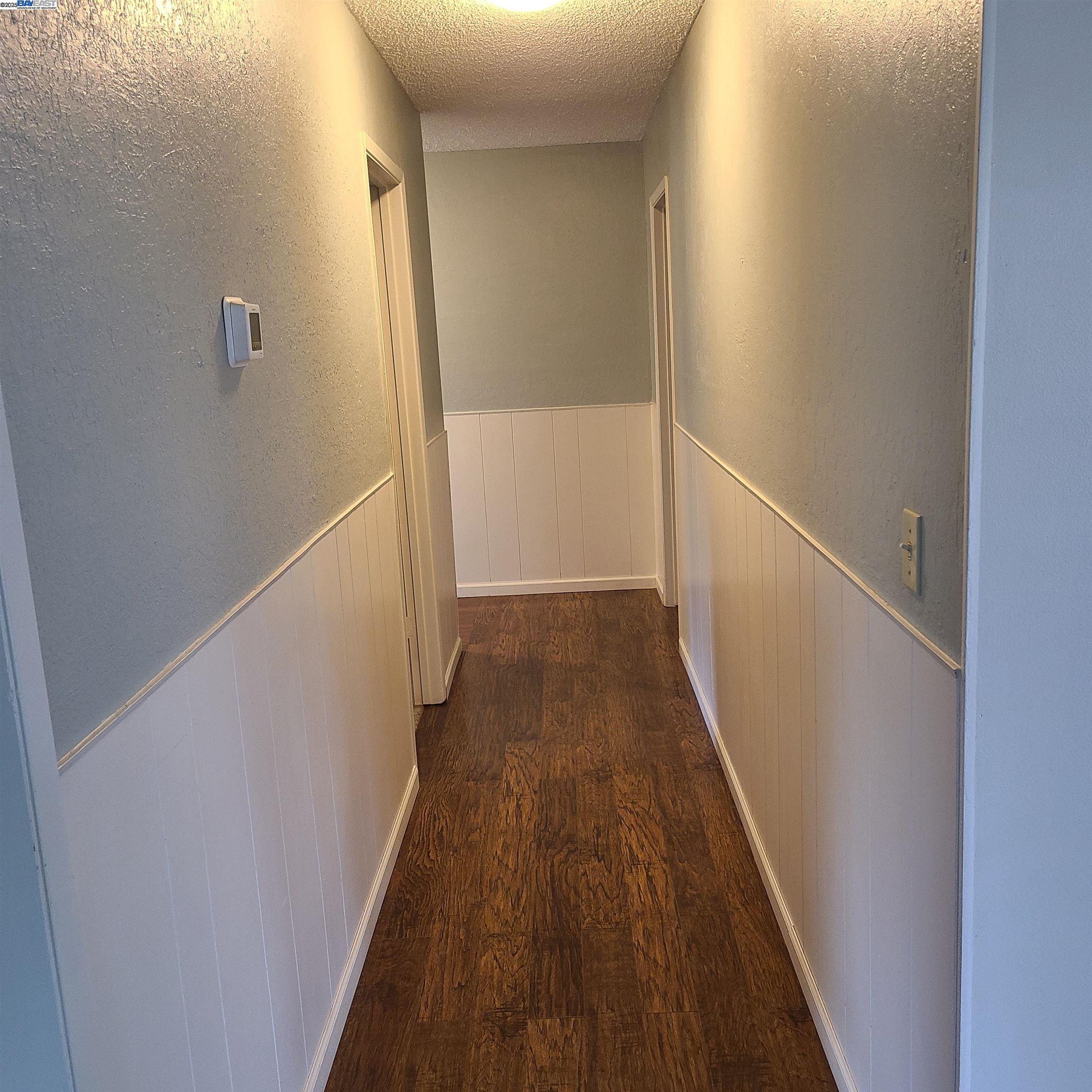 Detail Gallery Image 16 of 34 For 1290 Vienna Street, Livermore,  CA 94550 - 3 Beds | 2 Baths