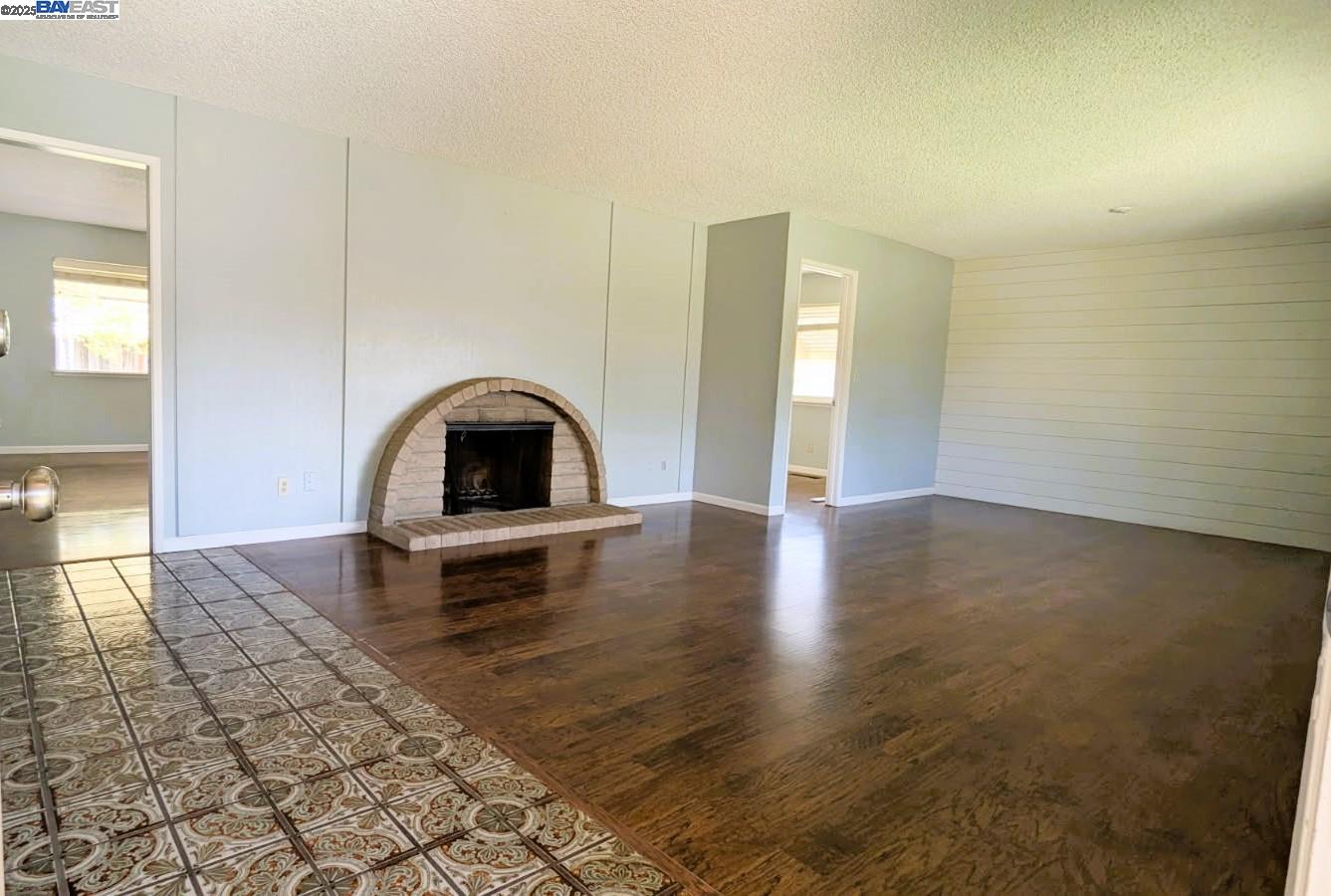 Detail Gallery Image 34 of 34 For 1290 Vienna Street, Livermore,  CA 94550 - 3 Beds | 2 Baths