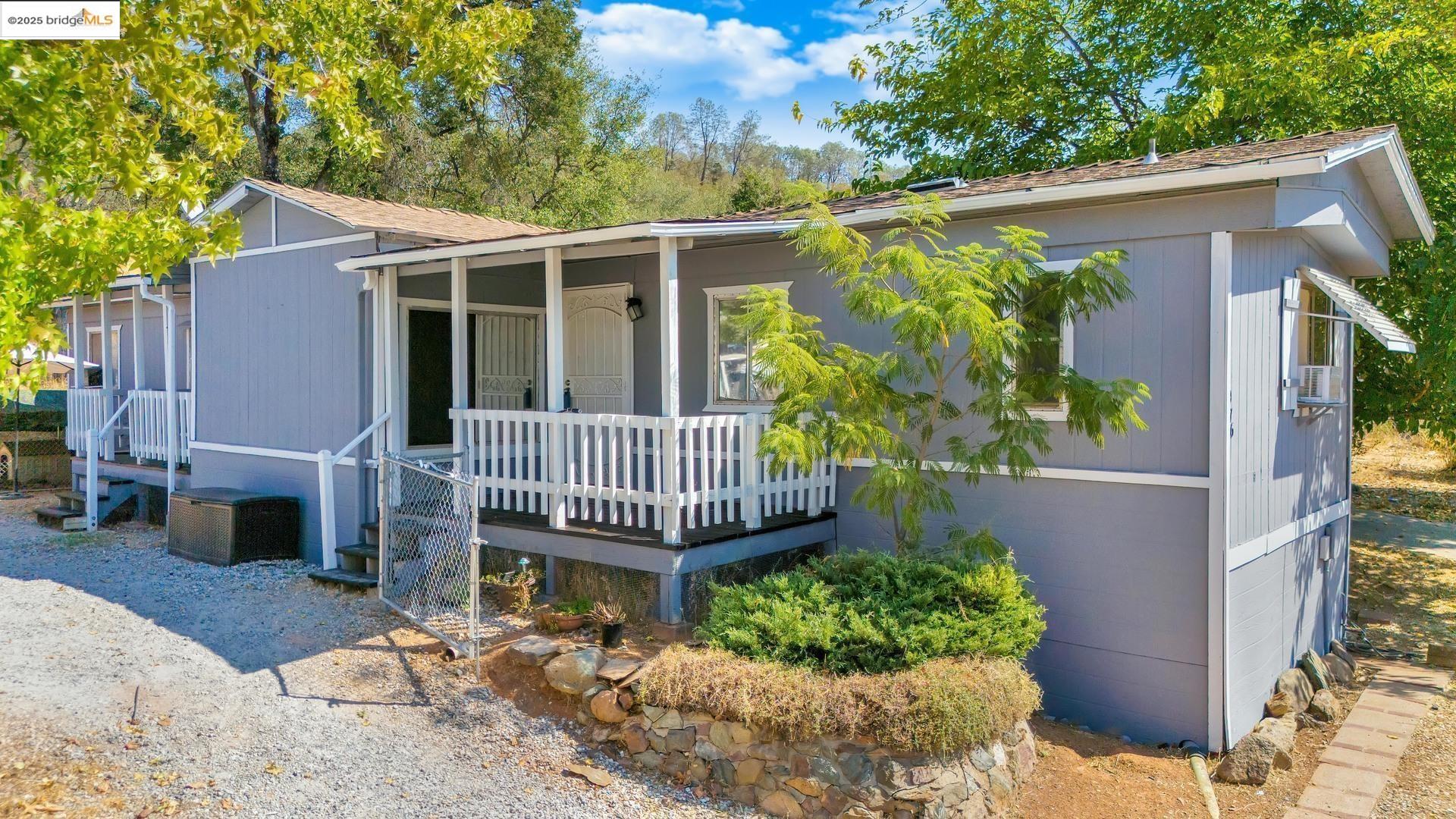 Detail Gallery Image 2 of 33 For 976 Morado Cir, Copperopolis,  CA 95228 - 3 Beds | 2 Baths