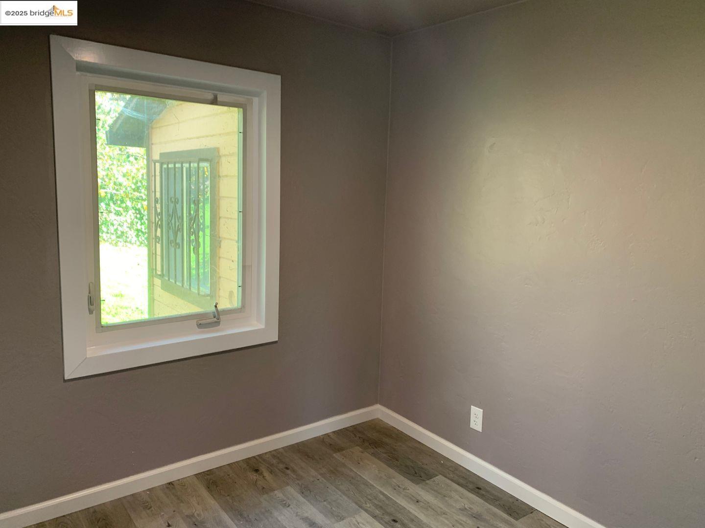 Detail Gallery Image 13 of 20 For 114 Hollywood Ave, Vallejo,  CA 94591 - 3 Beds | 1 Baths