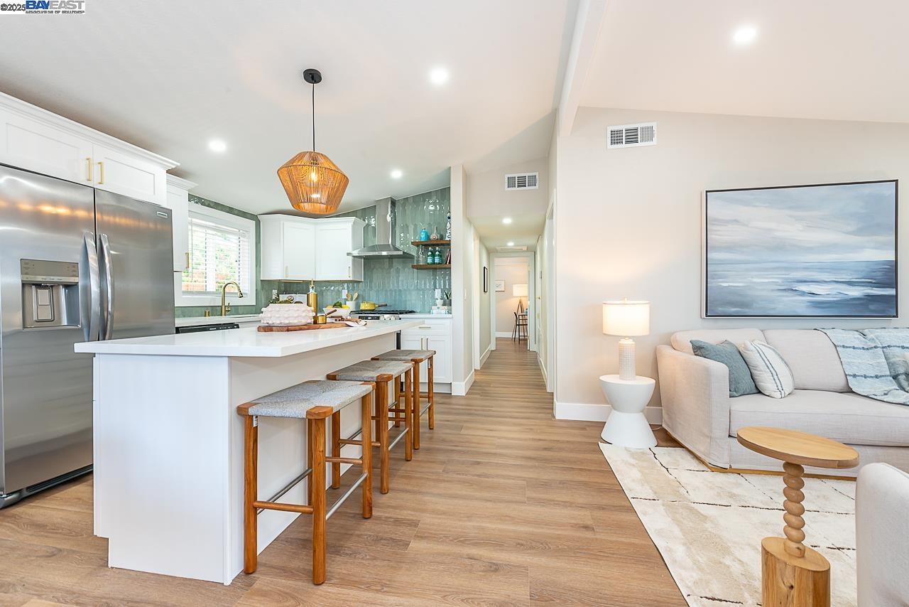 Detail Gallery Image 22 of 55 For 697 Lakewood Dr, Sunnyvale,  CA 94089 - 4 Beds | 2 Baths