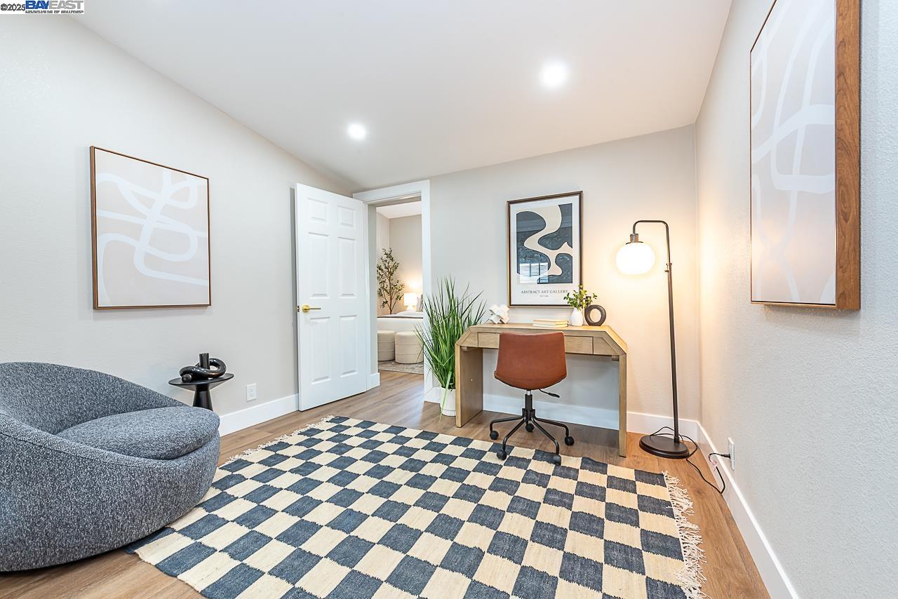Detail Gallery Image 24 of 55 For 697 Lakewood Dr, Sunnyvale,  CA 94089 - 4 Beds | 2 Baths
