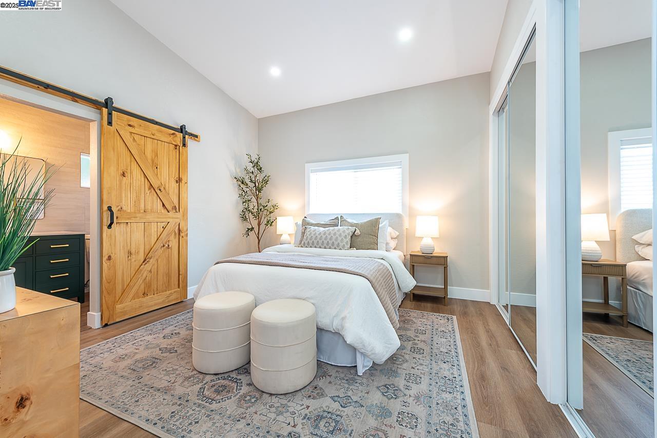 Detail Gallery Image 26 of 55 For 697 Lakewood Dr, Sunnyvale,  CA 94089 - 4 Beds | 2 Baths