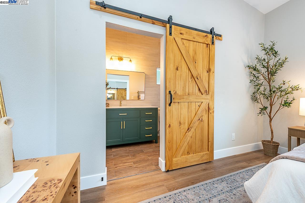 Detail Gallery Image 31 of 55 For 697 Lakewood Dr, Sunnyvale,  CA 94089 - 4 Beds | 2 Baths