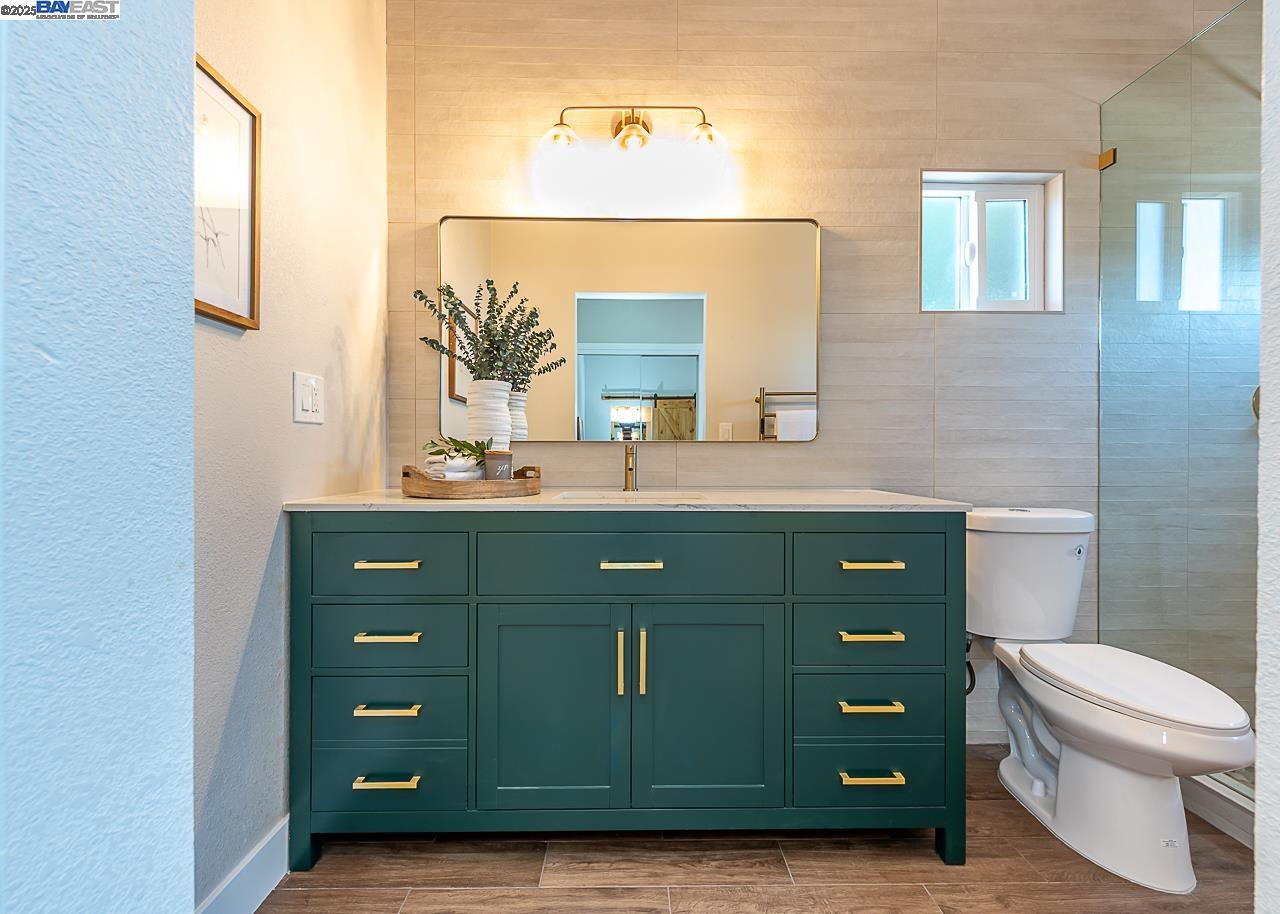 Detail Gallery Image 32 of 55 For 697 Lakewood Dr, Sunnyvale,  CA 94089 - 4 Beds | 2 Baths