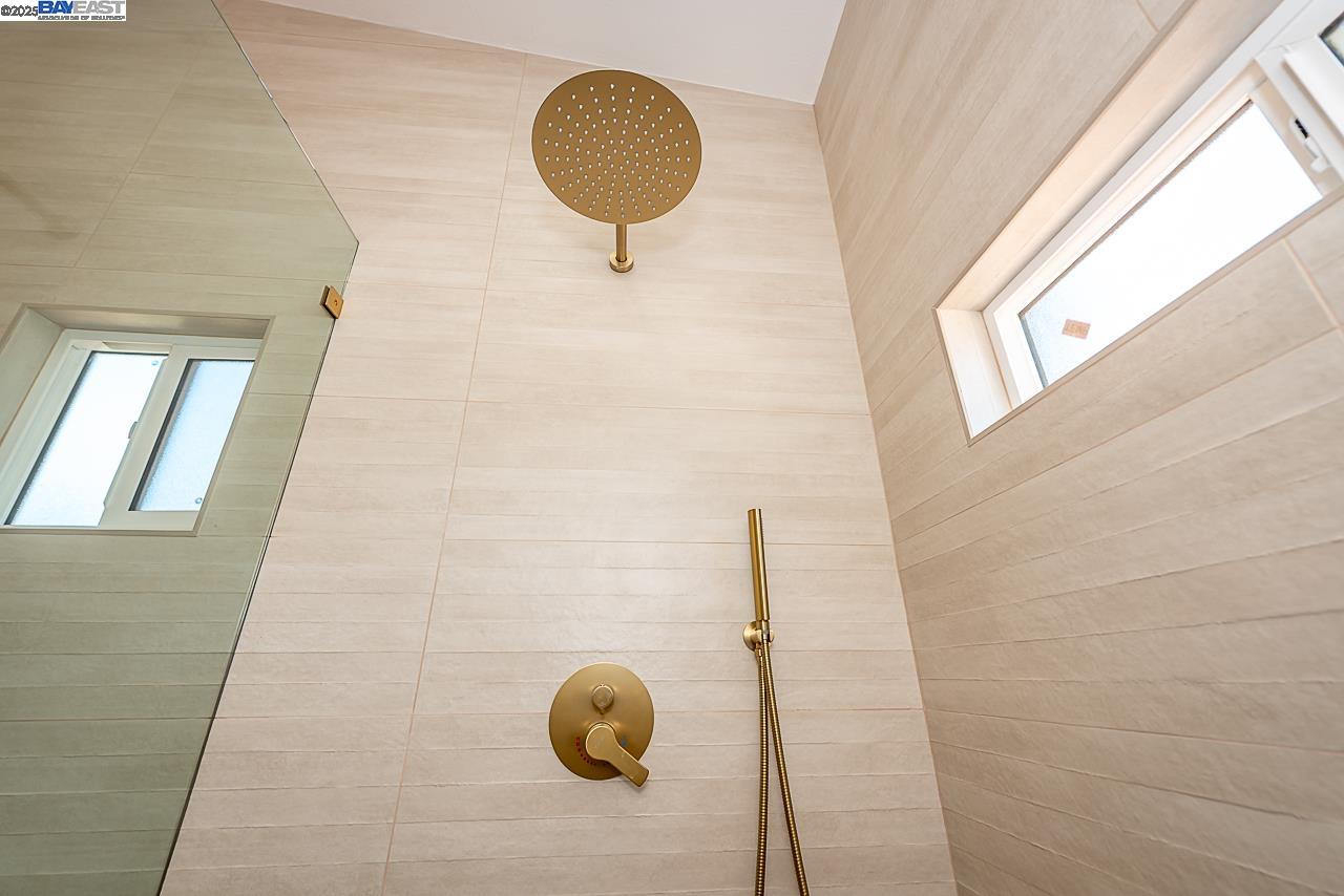 Detail Gallery Image 36 of 55 For 697 Lakewood Dr, Sunnyvale,  CA 94089 - 4 Beds | 2 Baths