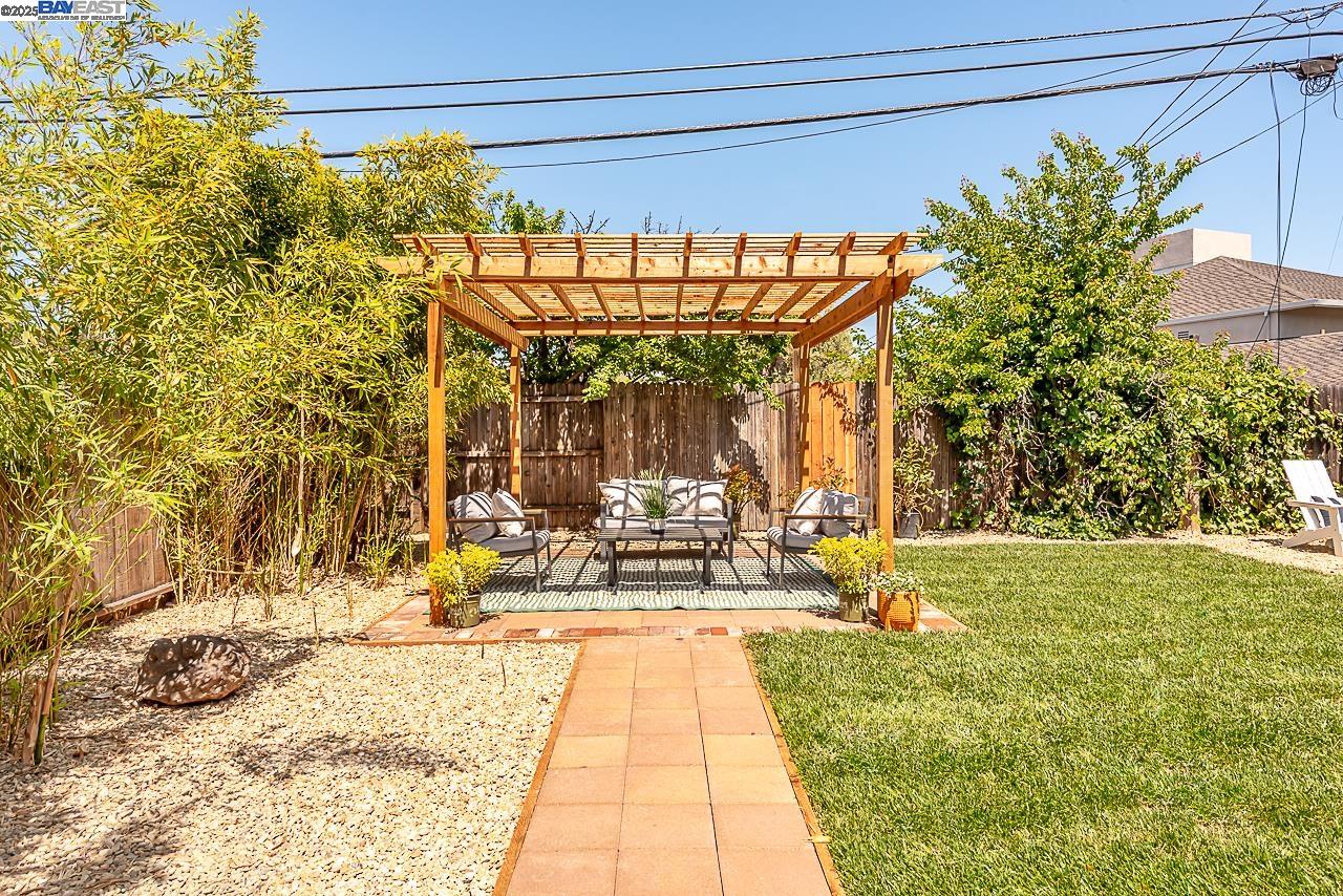 Detail Gallery Image 46 of 55 For 697 Lakewood Dr, Sunnyvale,  CA 94089 - 4 Beds | 2 Baths