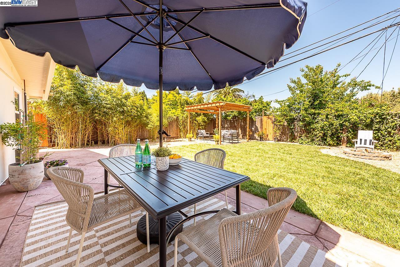 Detail Gallery Image 55 of 55 For 697 Lakewood Dr, Sunnyvale,  CA 94089 - 4 Beds | 2 Baths
