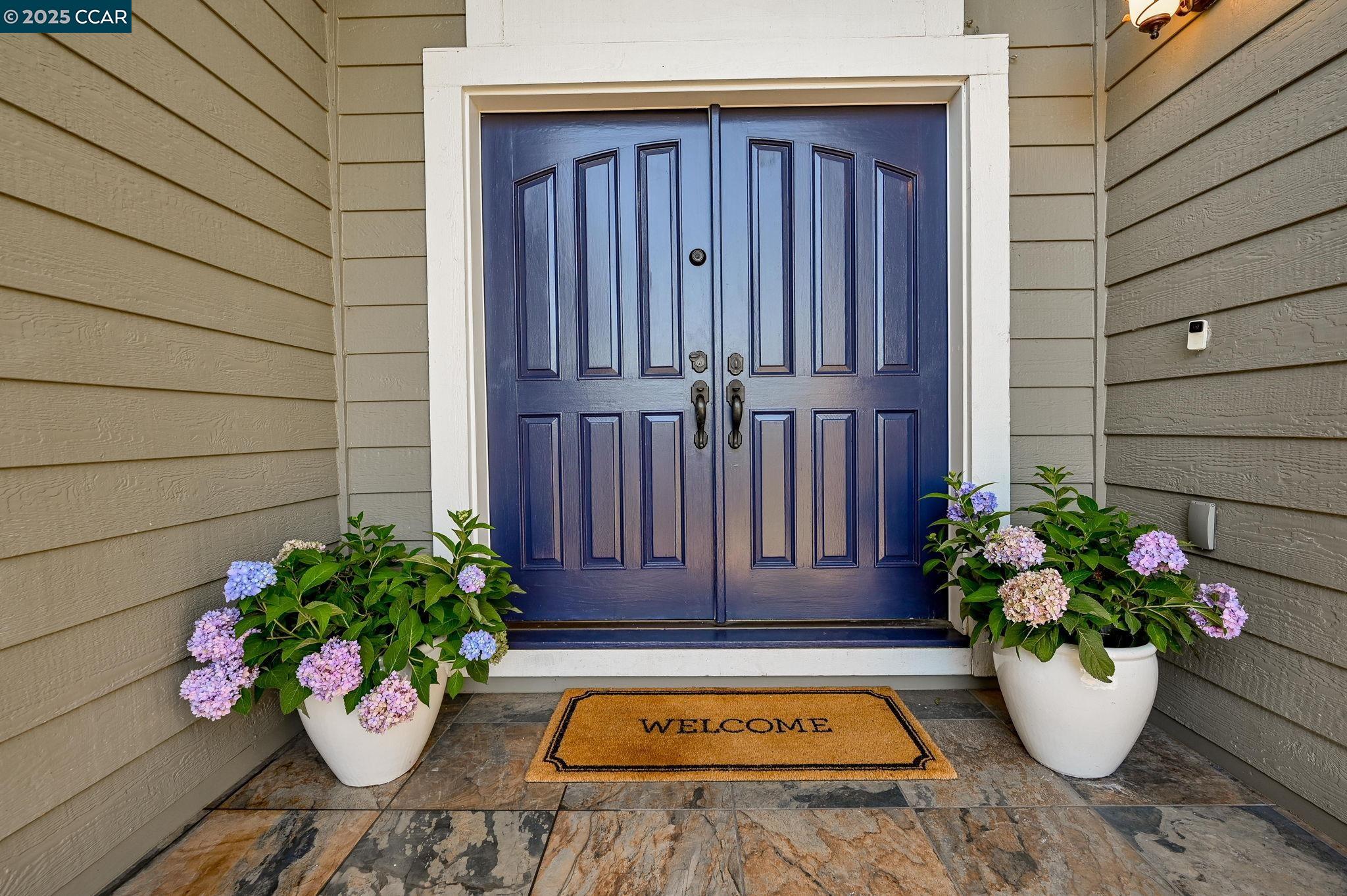 Detail Gallery Image 2 of 40 For 1063 Sunrise Ridge Dr, Lafayette,  CA 94549 - 4 Beds | 3/1 Baths