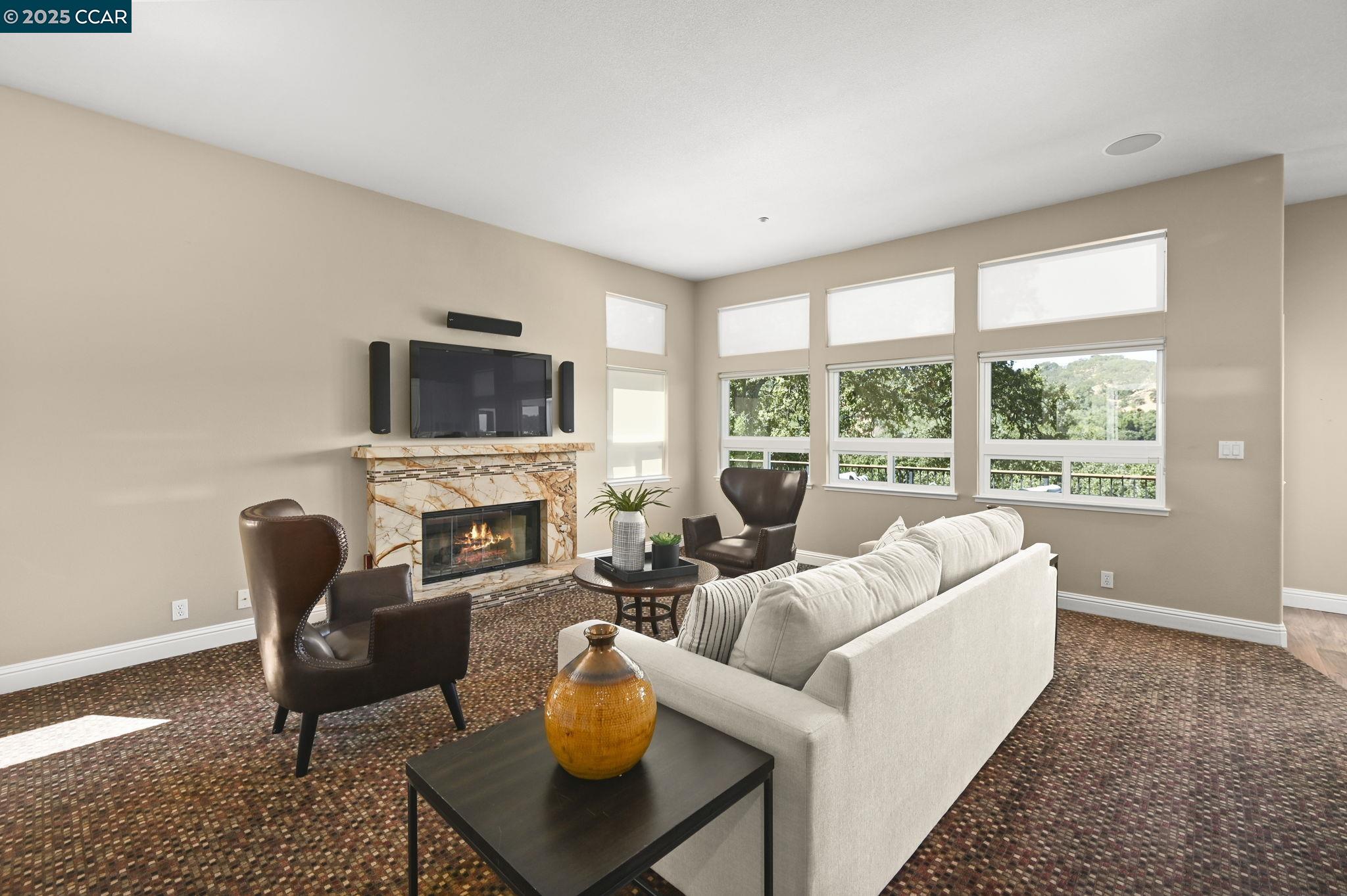 Detail Gallery Image 12 of 40 For 1063 Sunrise Ridge Dr, Lafayette,  CA 94549 - 4 Beds | 3/1 Baths