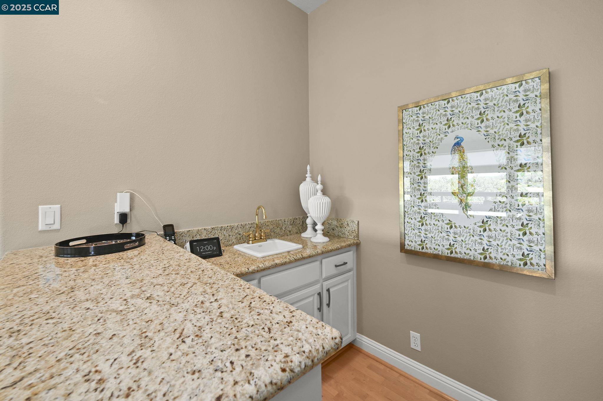 Detail Gallery Image 15 of 40 For 1063 Sunrise Ridge Dr, Lafayette,  CA 94549 - 4 Beds | 3/1 Baths