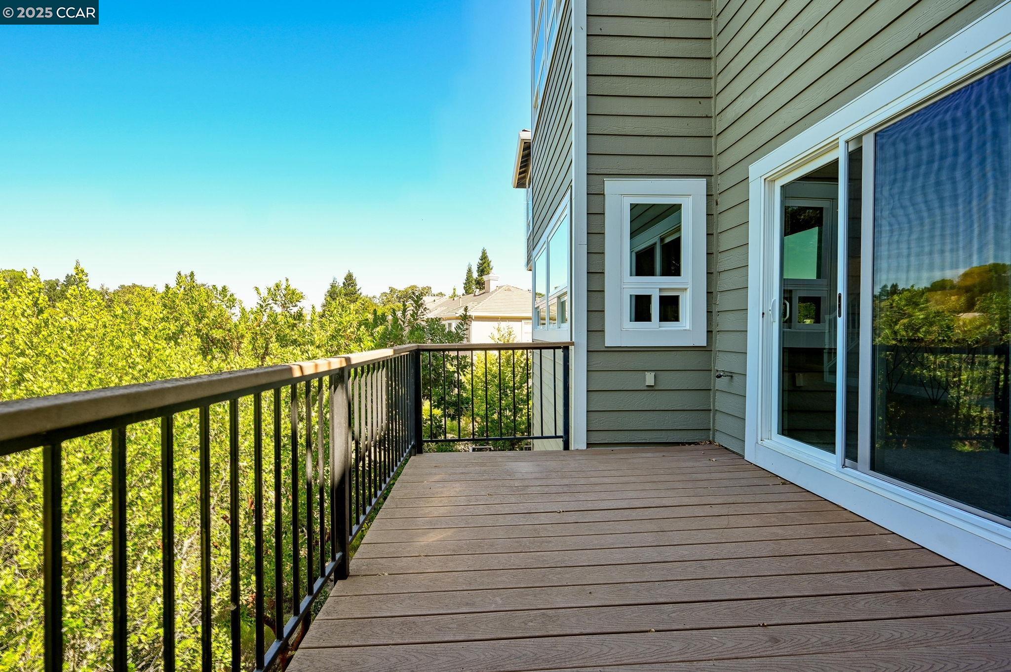 Detail Gallery Image 36 of 40 For 1063 Sunrise Ridge Dr, Lafayette,  CA 94549 - 4 Beds | 3/1 Baths