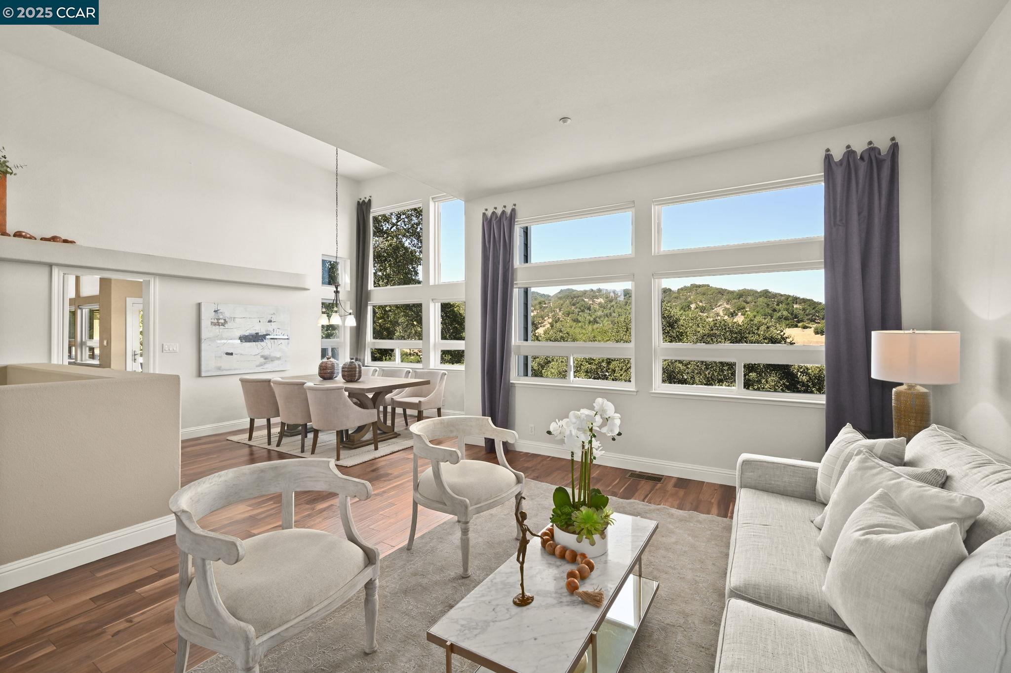 Detail Gallery Image 6 of 40 For 1063 Sunrise Ridge Dr, Lafayette,  CA 94549 - 4 Beds | 3/1 Baths