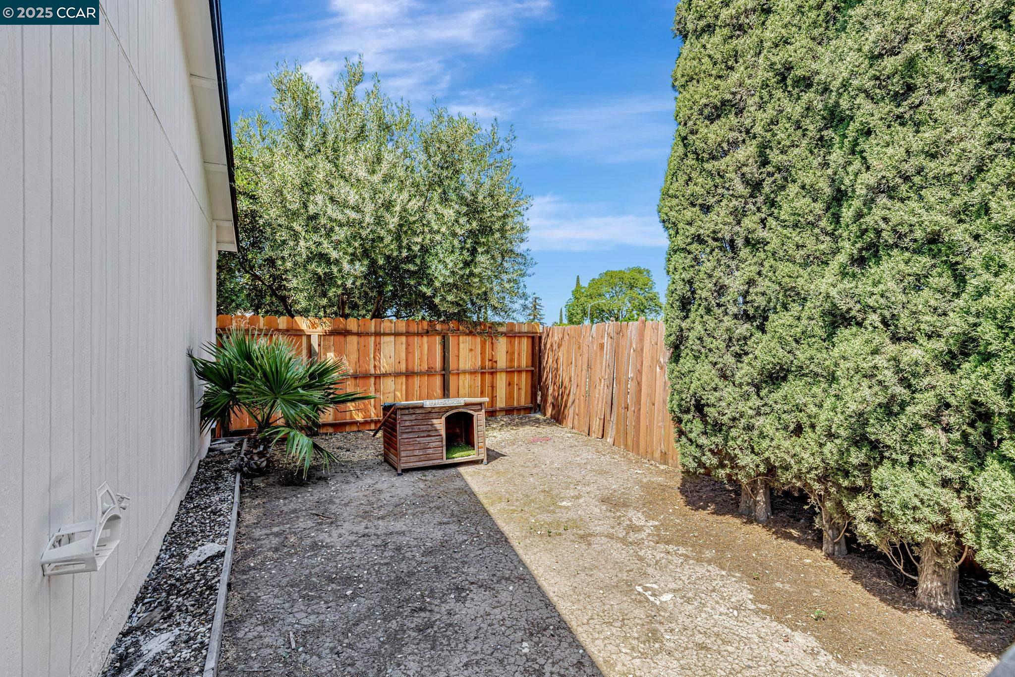 Detail Gallery Image 33 of 35 For 1771 Schooner Way, Pittsburg,  CA 94565 - 3 Beds | 2 Baths