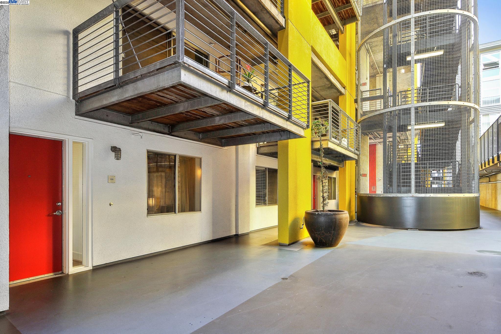311 Oak St # 729, Oakland, California 94607, 1 Bedroom Bedrooms, 2 Rooms Rooms,1 BathroomBathrooms,Residential,For Sale,311 Oak St # 729,41094854