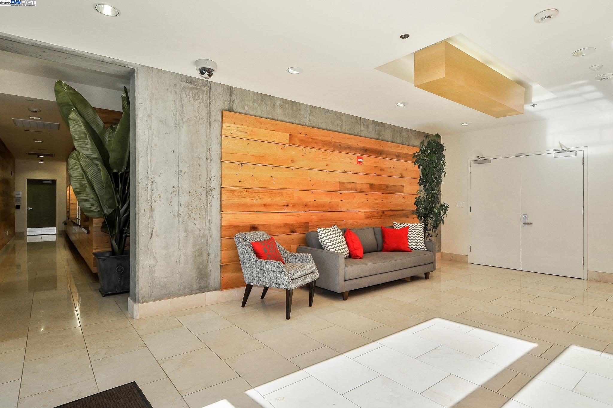 311 Oak St # 729, Oakland, California 94607, 1 Bedroom Bedrooms, 2 Rooms Rooms,1 BathroomBathrooms,Residential,For Sale,311 Oak St # 729,41094854