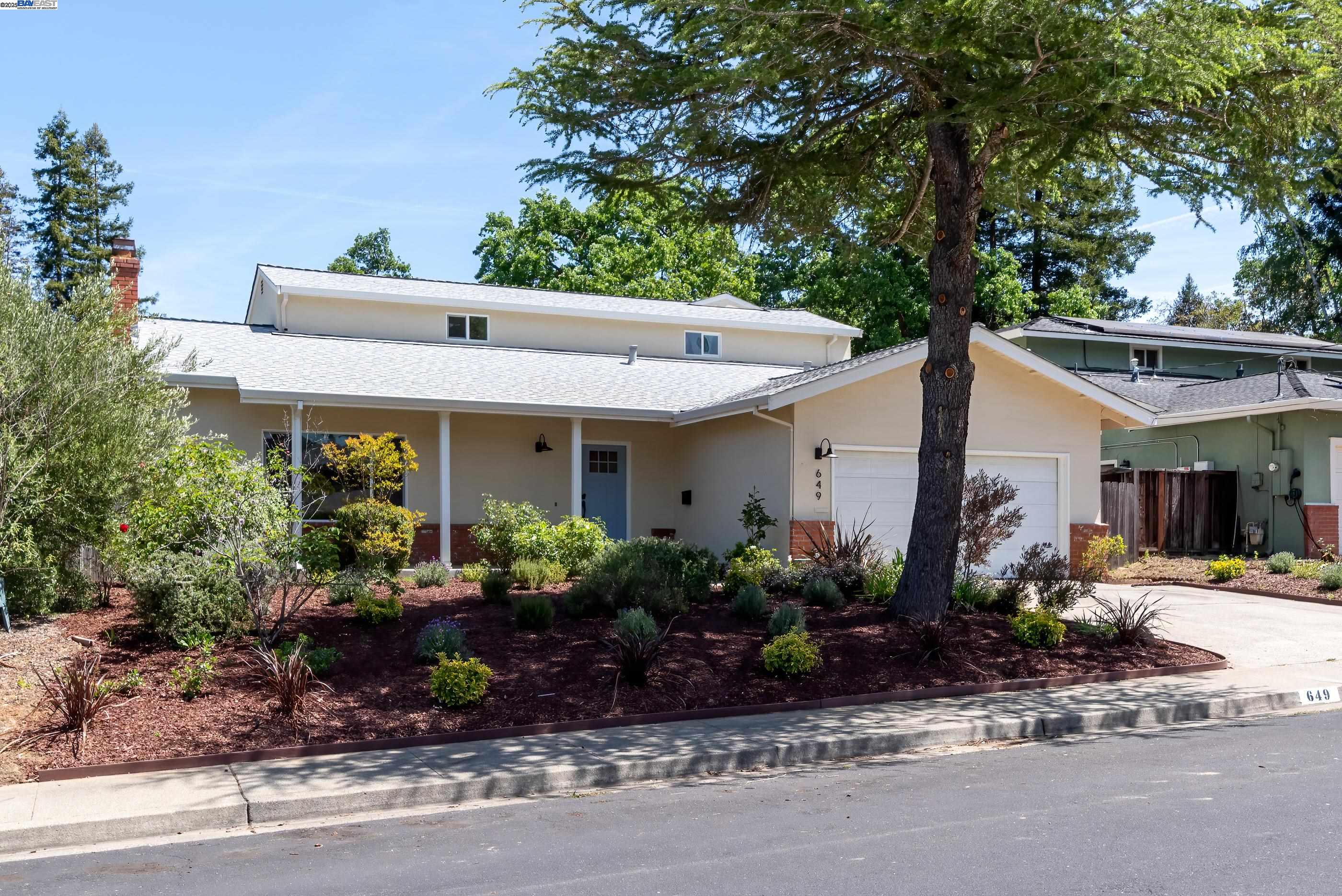 Detail Gallery Image 1 of 58 For 649 Sherree Dr, Martinez,  CA 94553 - 4 Beds | 2 Baths