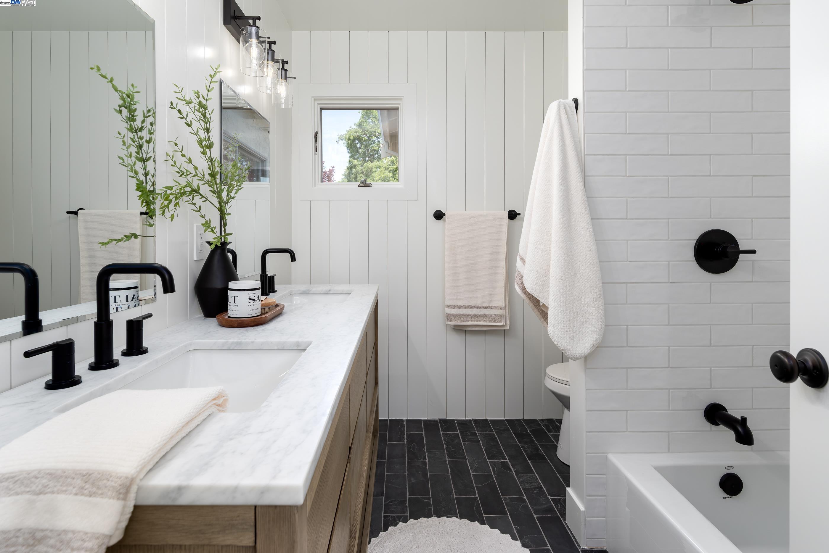 Detail Gallery Image 27 of 58 For 649 Sherree Dr, Martinez,  CA 94553 - 4 Beds | 2 Baths