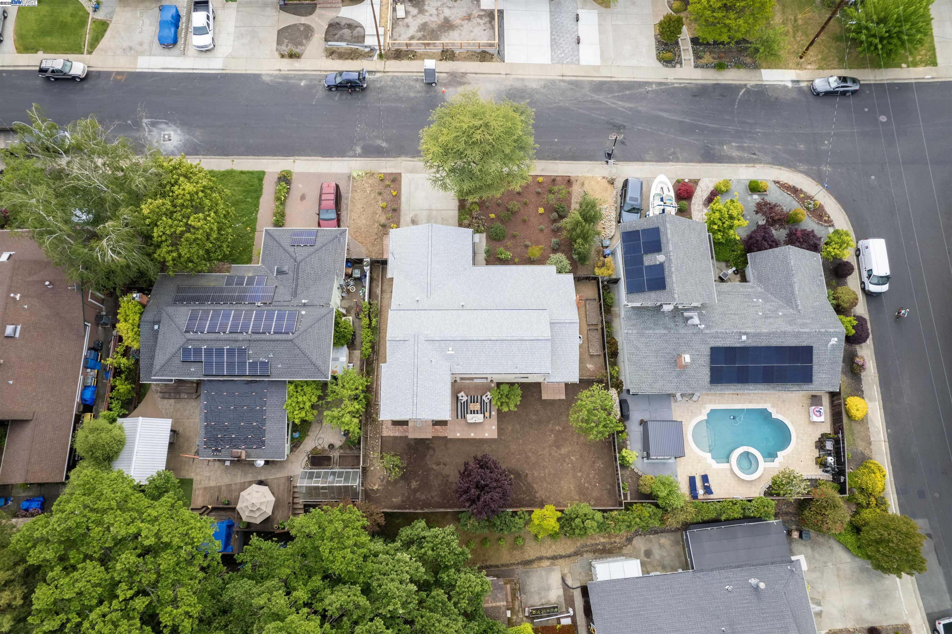 Detail Gallery Image 47 of 58 For 649 Sherree Dr, Martinez,  CA 94553 - 4 Beds | 2 Baths